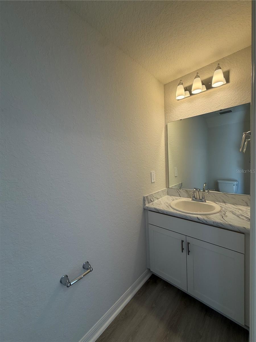 Image 5 of 20 For 211 Turtle Bay Avenue