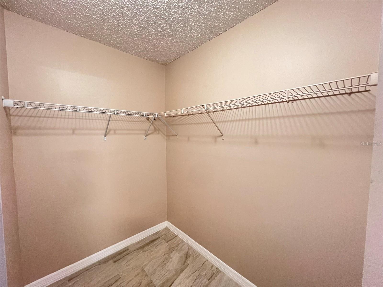 Image 14 of 28 For 727 Sugar Bay Way 113