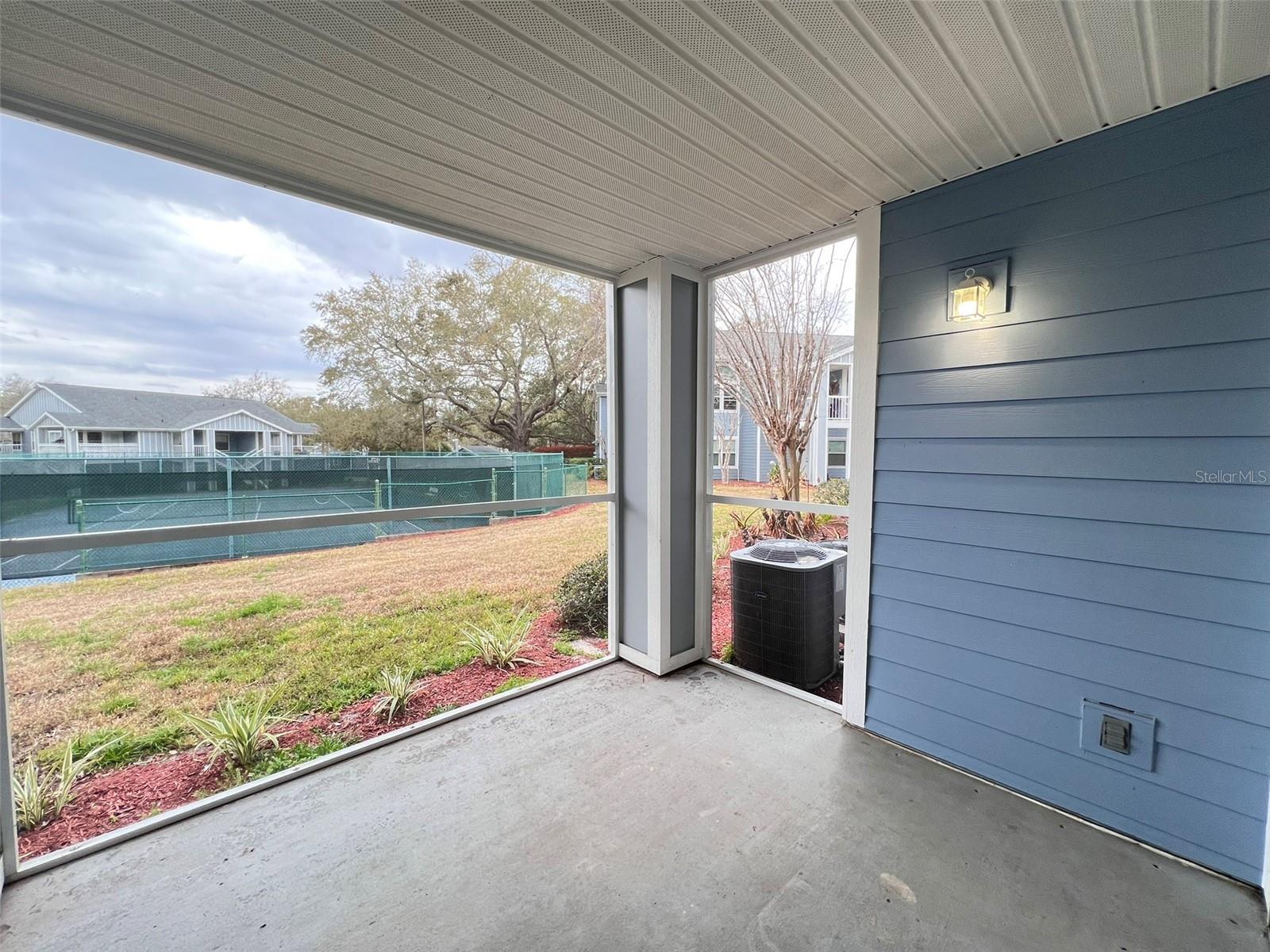 Image 19 of 28 For 727 Sugar Bay Way 113