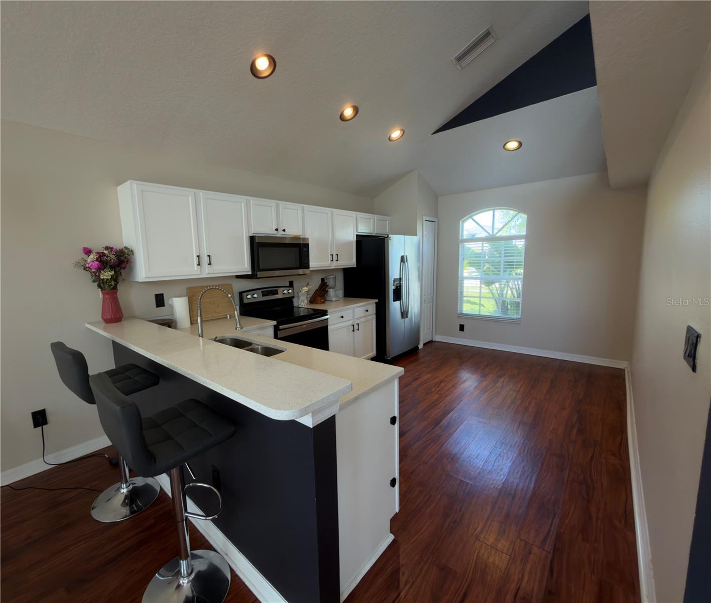 Image 6 of 20 For 8103 Tar Hollow Drive