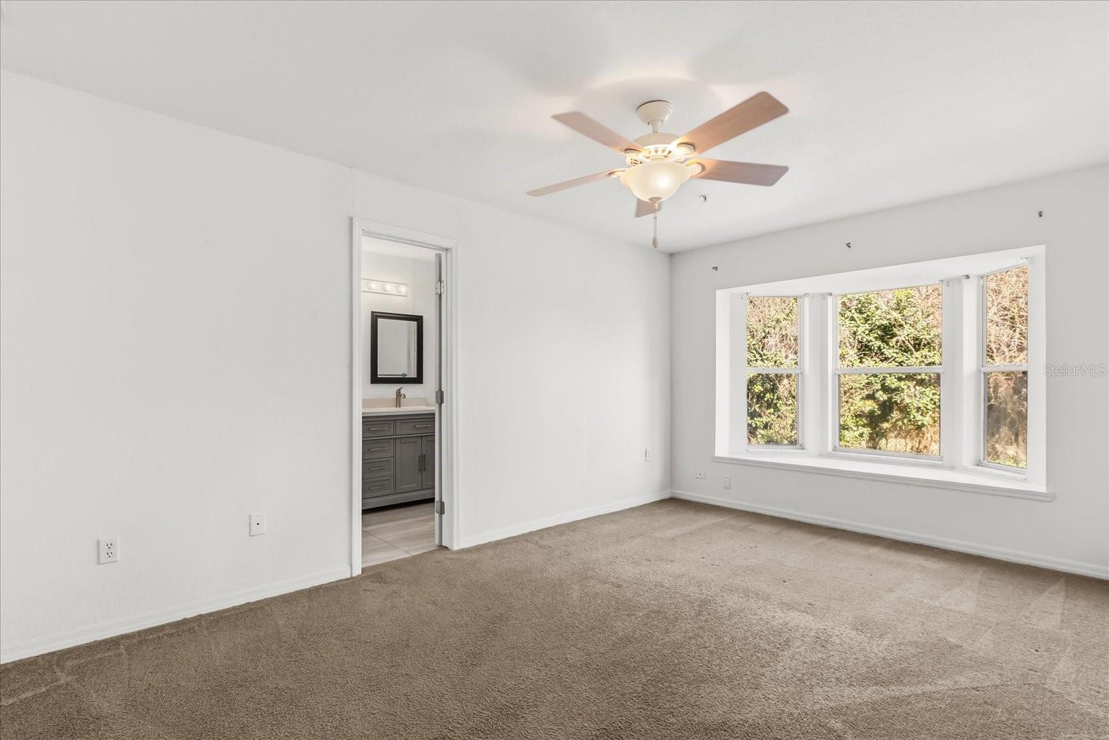 Image 12 of 31 For 3374 Hamlet Loop