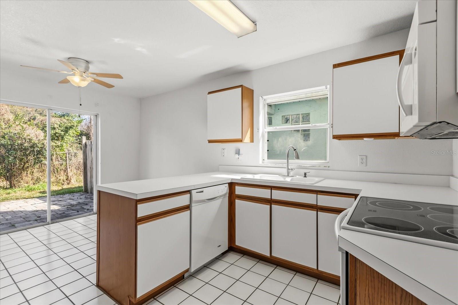 Image 7 of 31 For 3374 Hamlet Loop