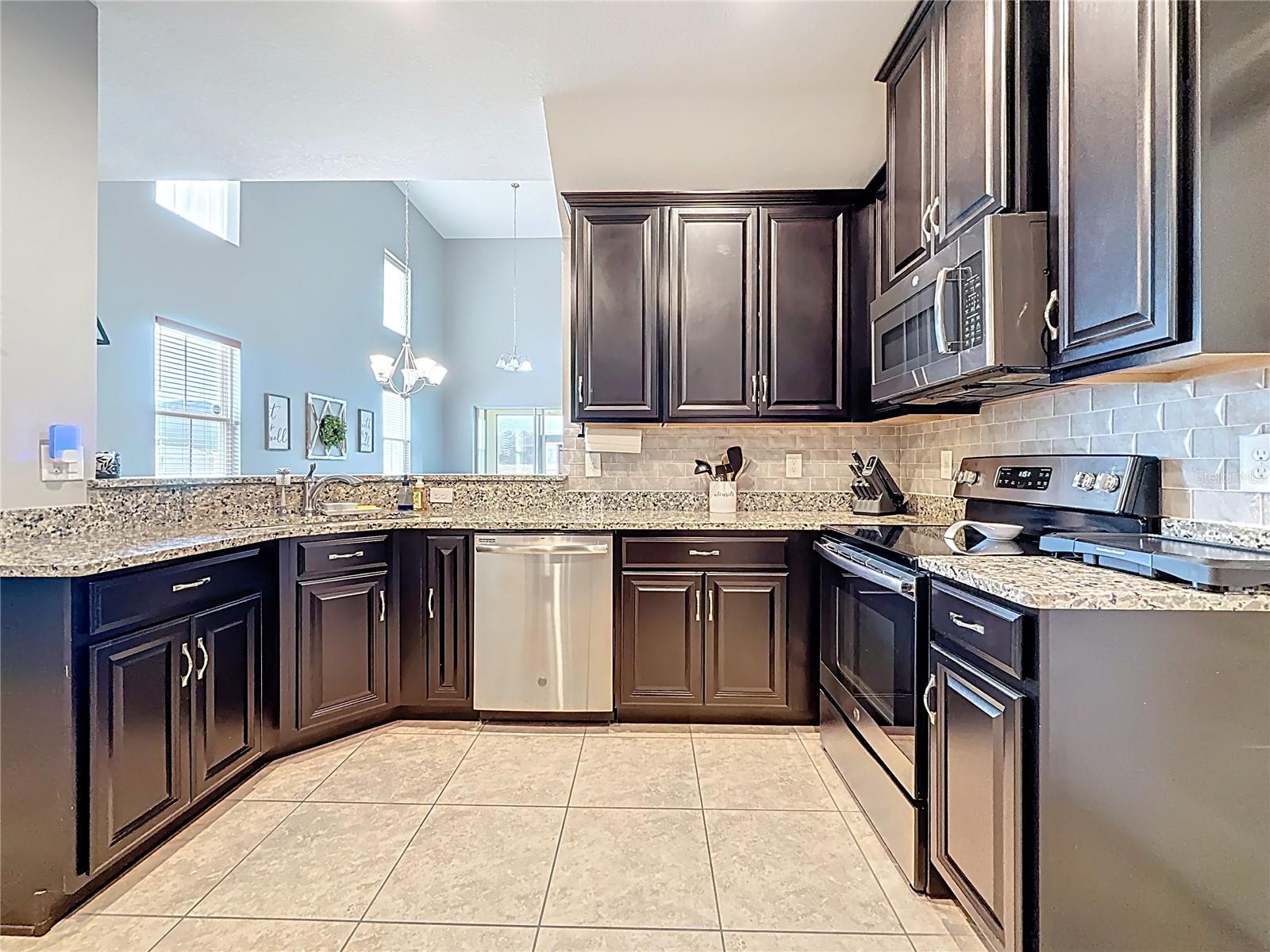 Image 18 of 86 For 10927 Verawood Drive