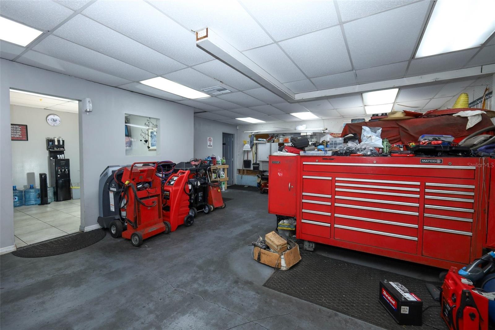 Image 16 of 66 For 4070 Goldenrod Road