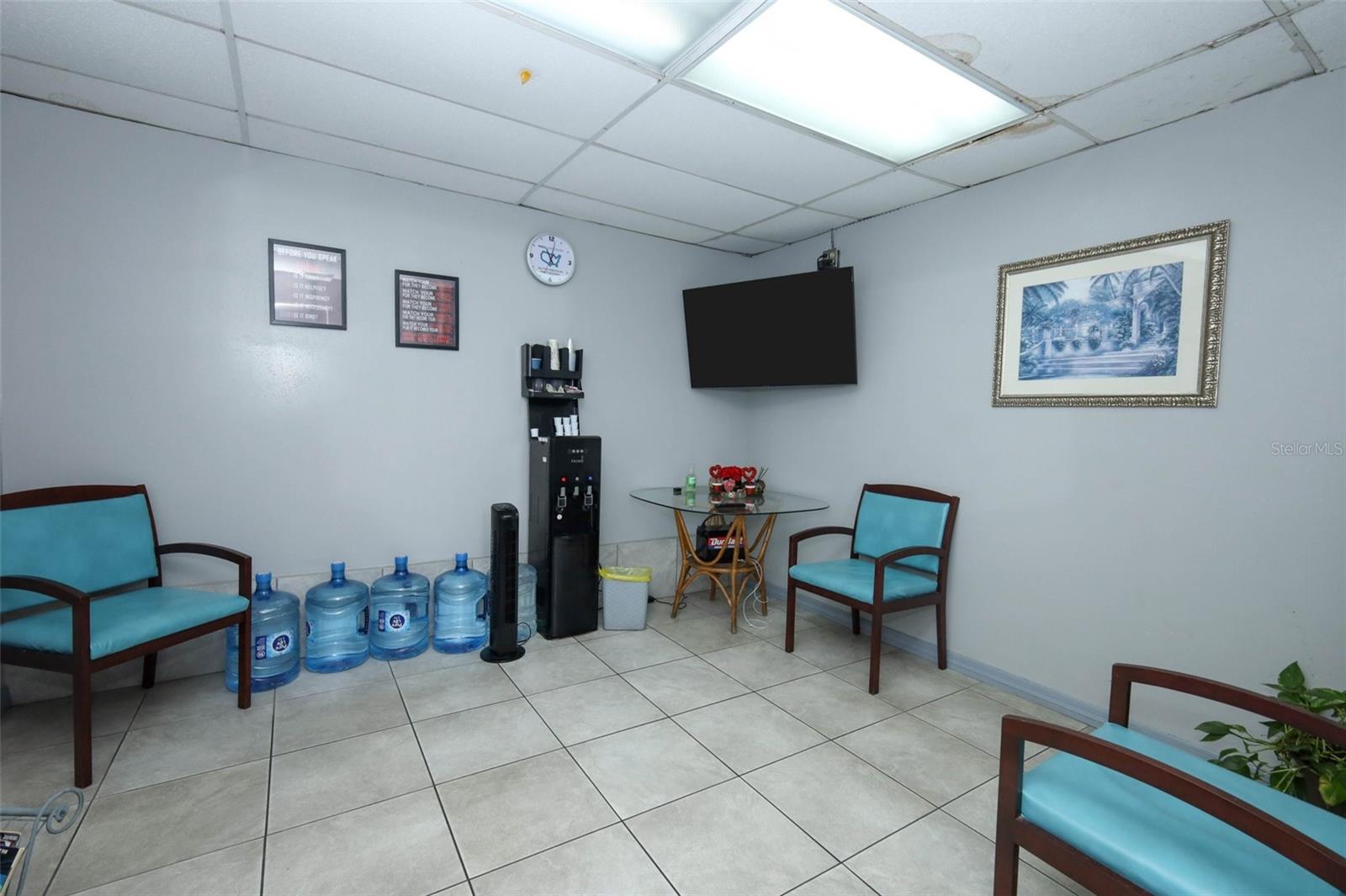 Image 17 of 66 For 4070 Goldenrod Road