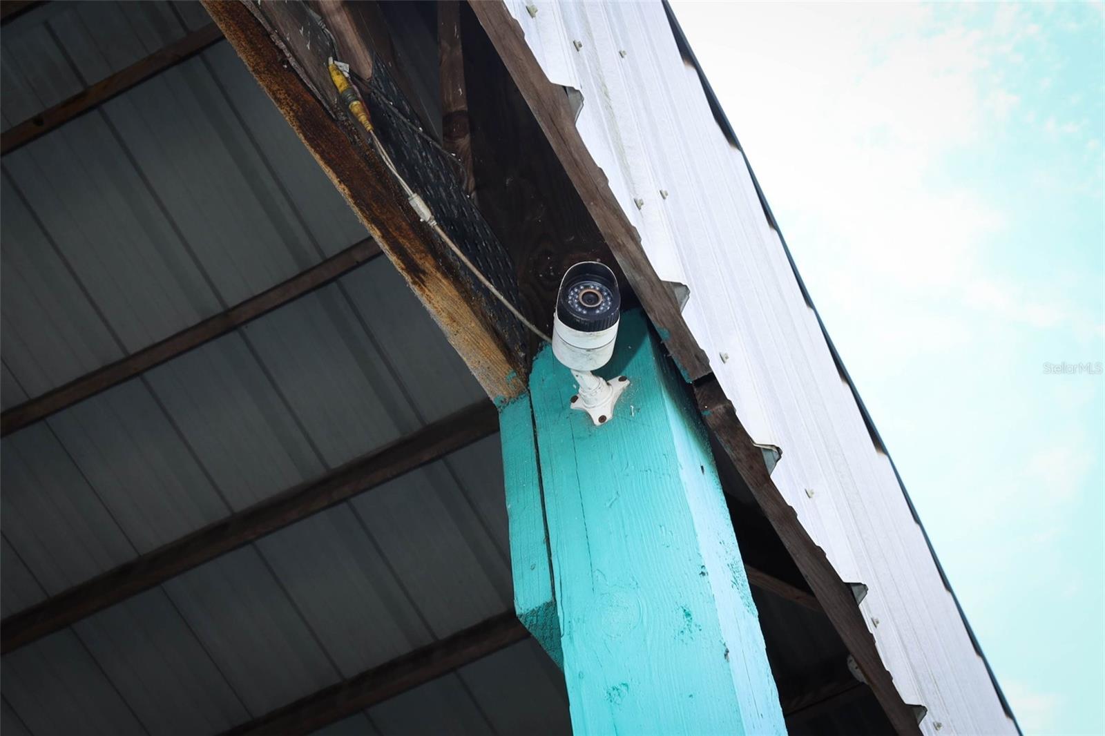 Image 25 of 66 For 4070 Goldenrod Road