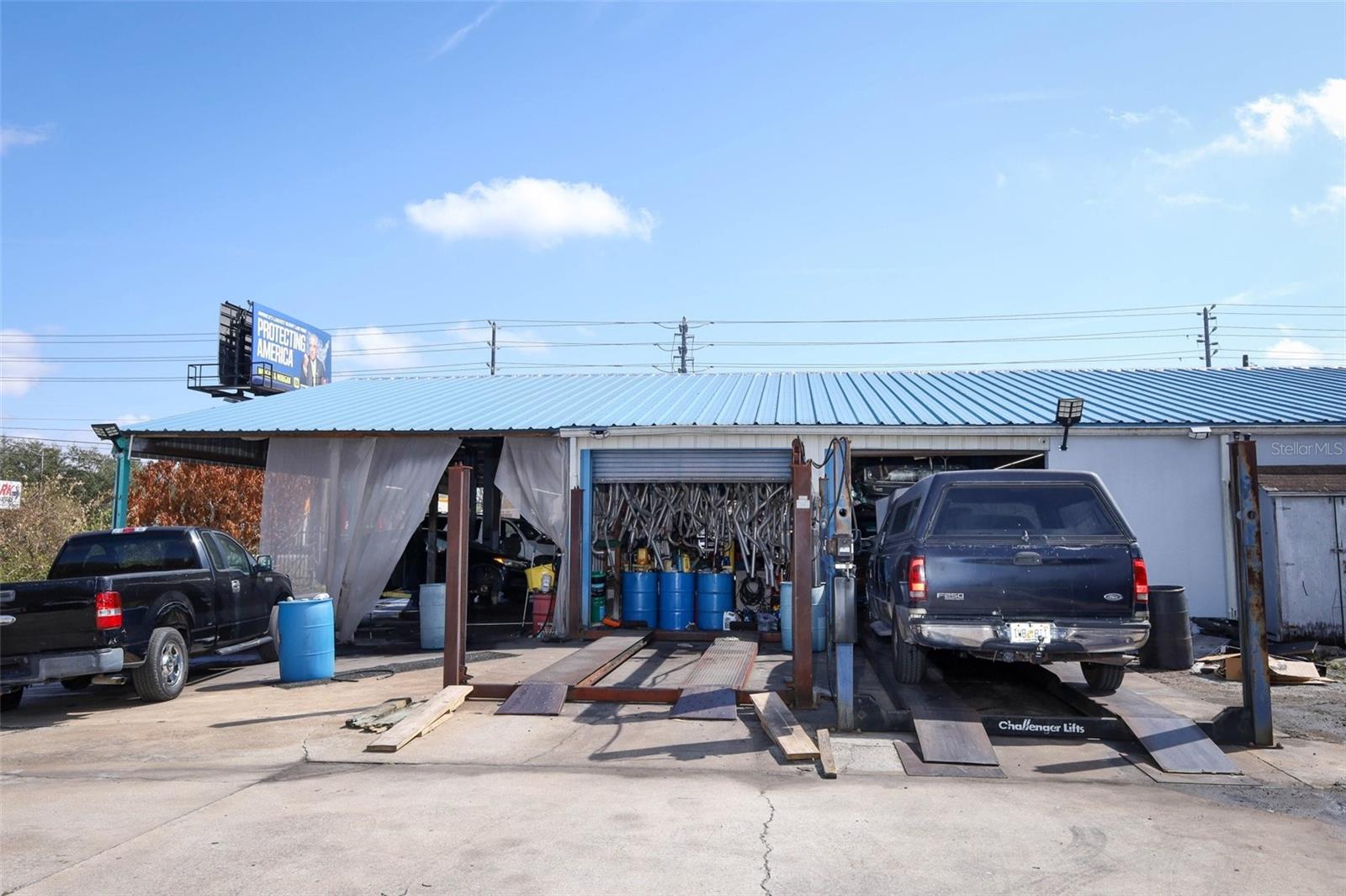 Image 28 of 66 For 4070 Goldenrod Road