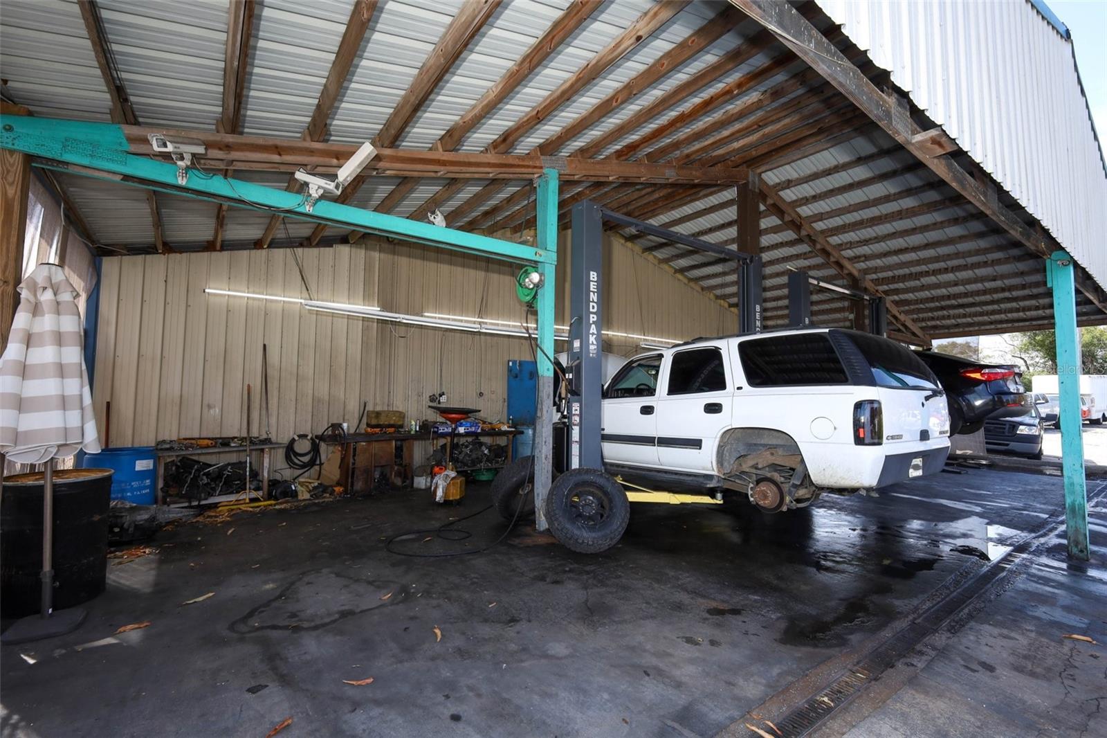 Image 37 of 66 For 4070 Goldenrod Road