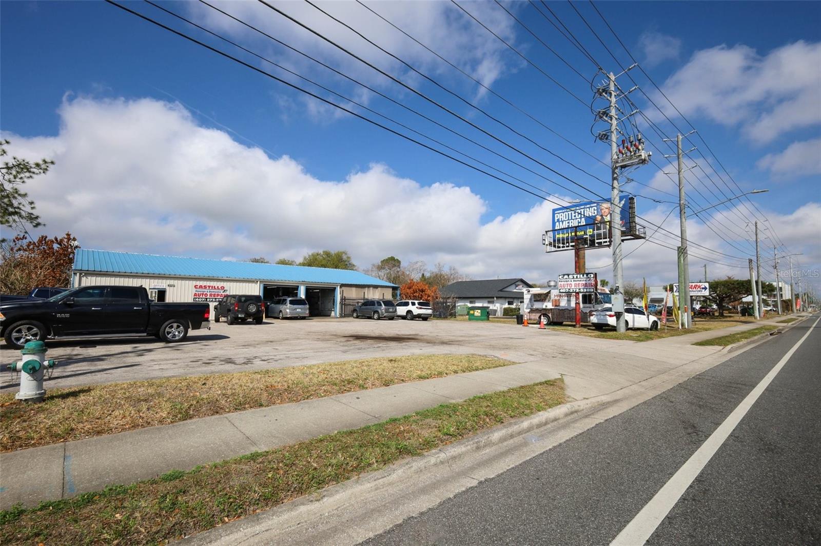 Image 41 of 66 For 4070 Goldenrod Road