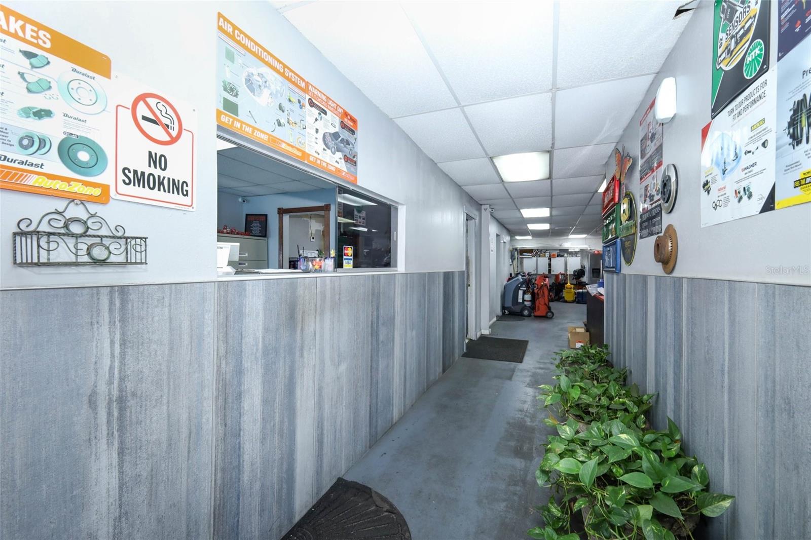 Image 6 of 66 For 4070 Goldenrod Road