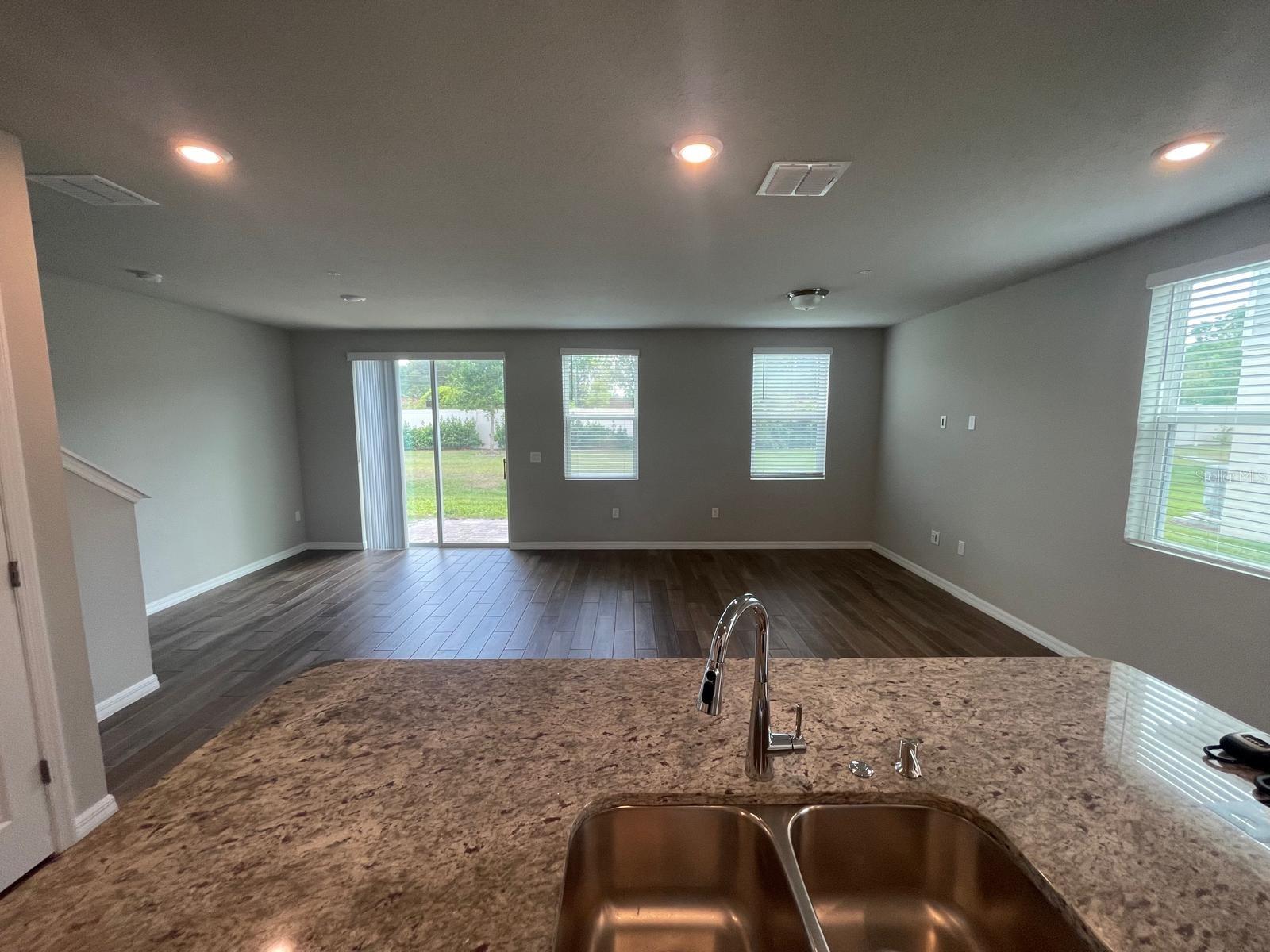 Image 13 of 37 For 1458 Sage Bush St