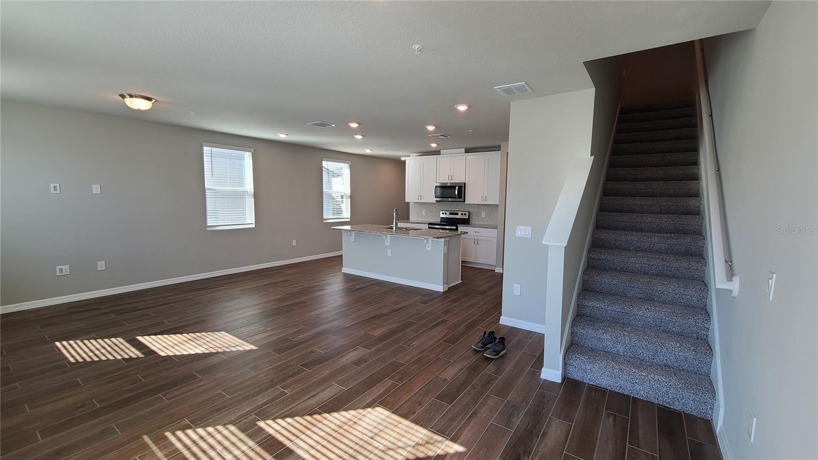 Image 5 of 37 For 1458 Sage Bush St