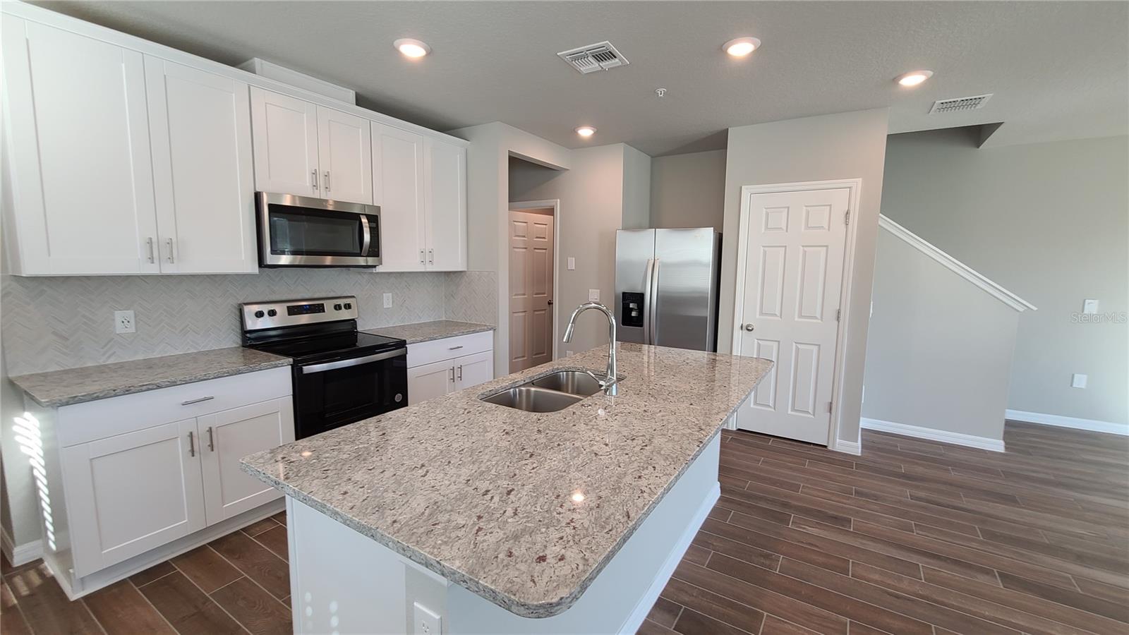 Image 8 of 37 For 1458 Sage Bush St