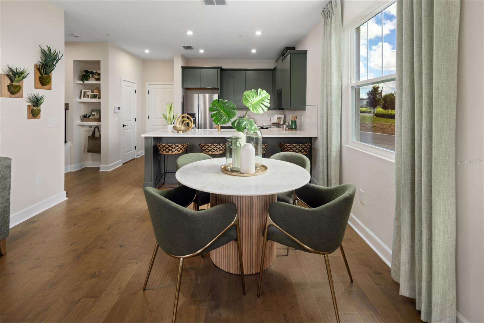 Image 6 of 24 For 2935 Camellia Flower Street