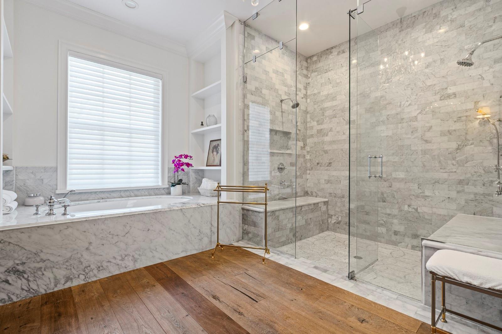 Image 20 of 39 For 2040 Randall Circle