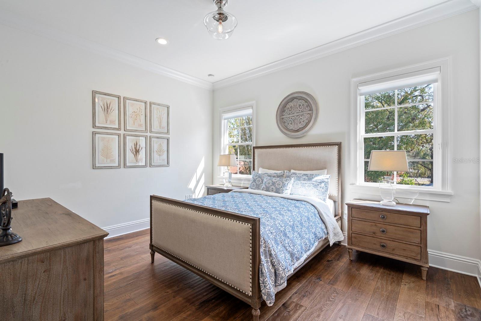 Image 25 of 39 For 2040 Randall Circle