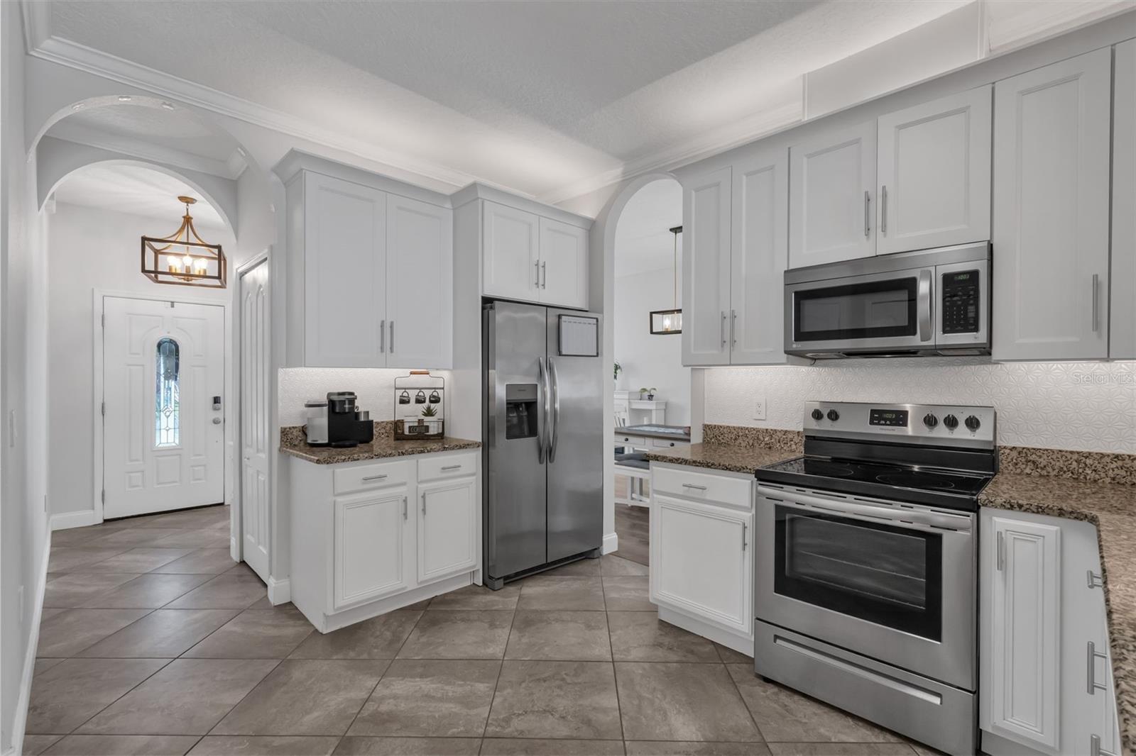 Image 11 of 53 For 10023 Shadow Creek Drive