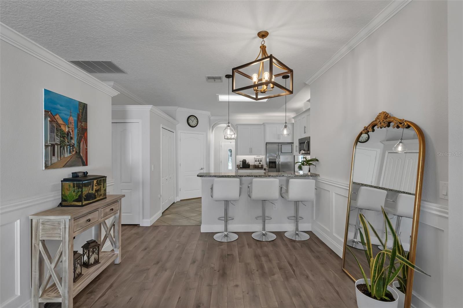 Image 16 of 53 For 10023 Shadow Creek Drive