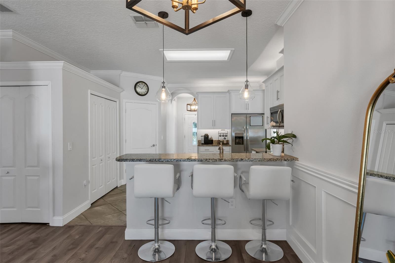 Image 17 of 53 For 10023 Shadow Creek Drive