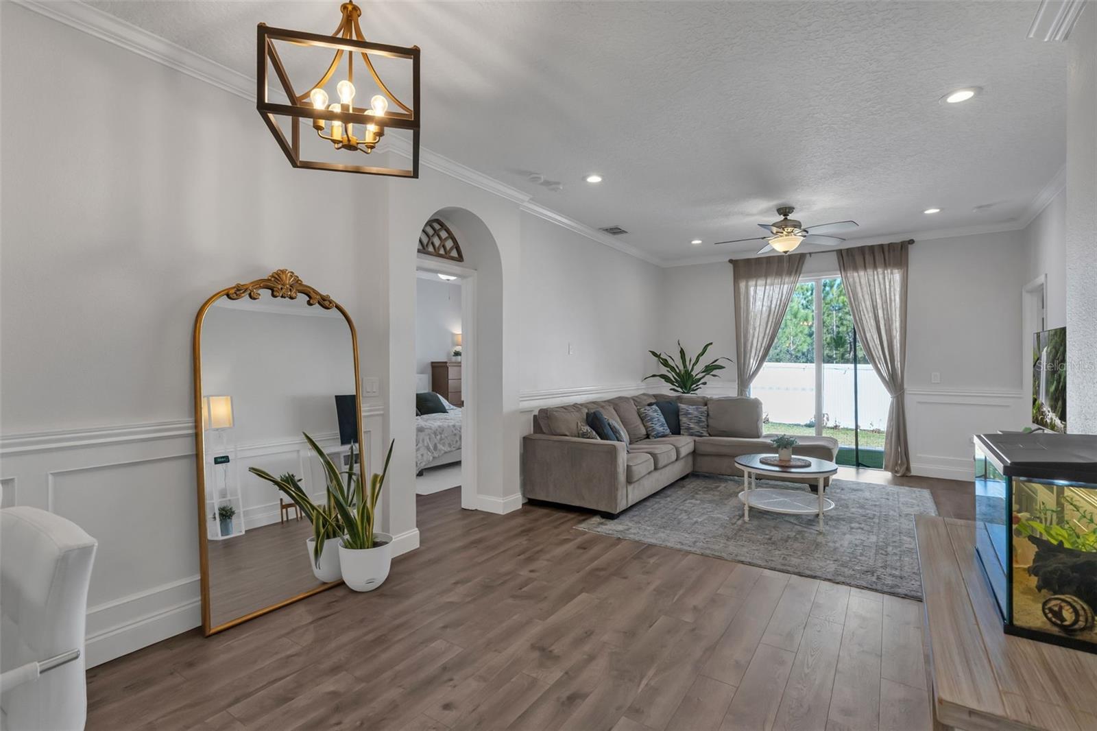 Image 18 of 53 For 10023 Shadow Creek Drive