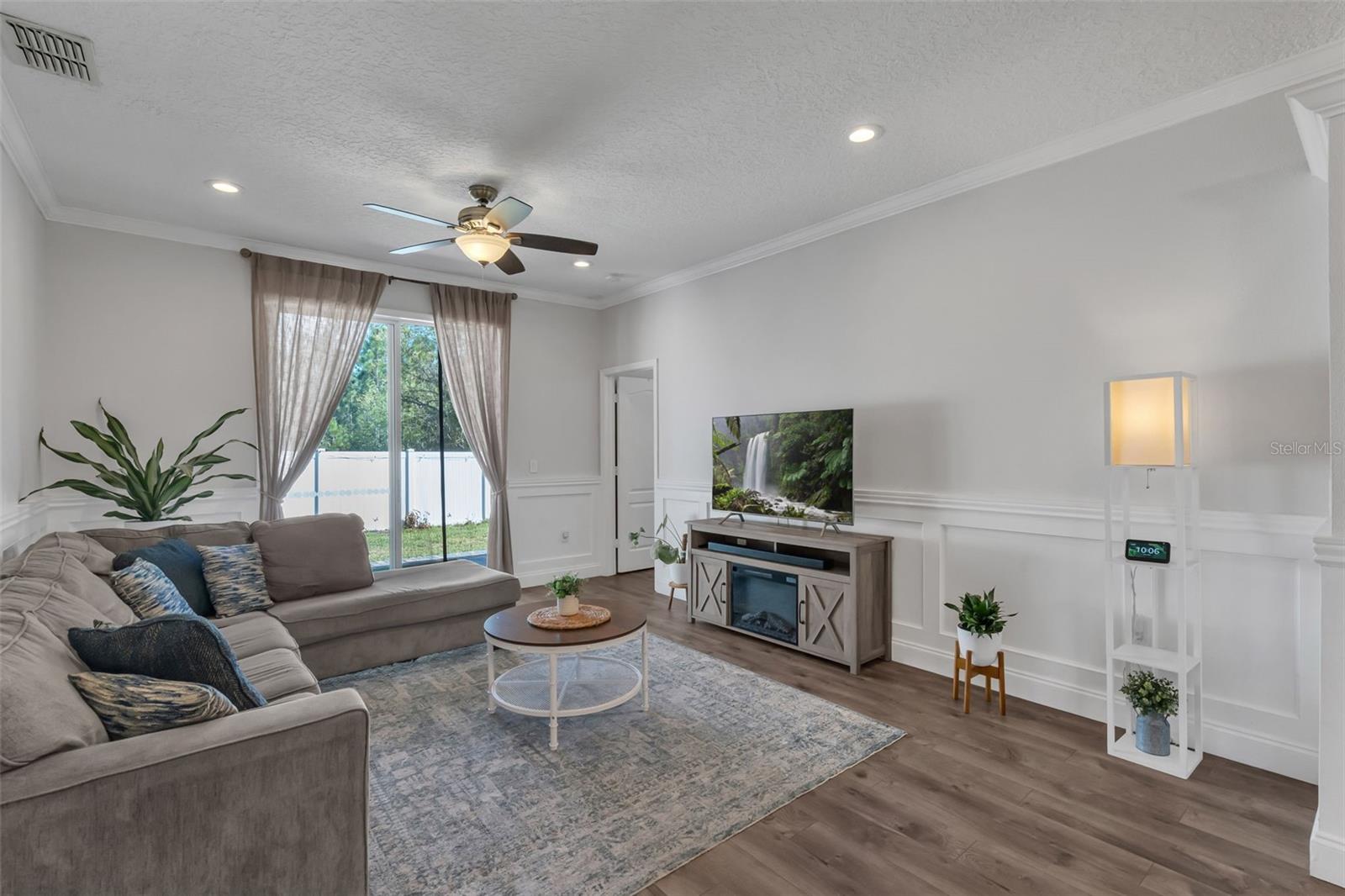 Image 19 of 53 For 10023 Shadow Creek Drive