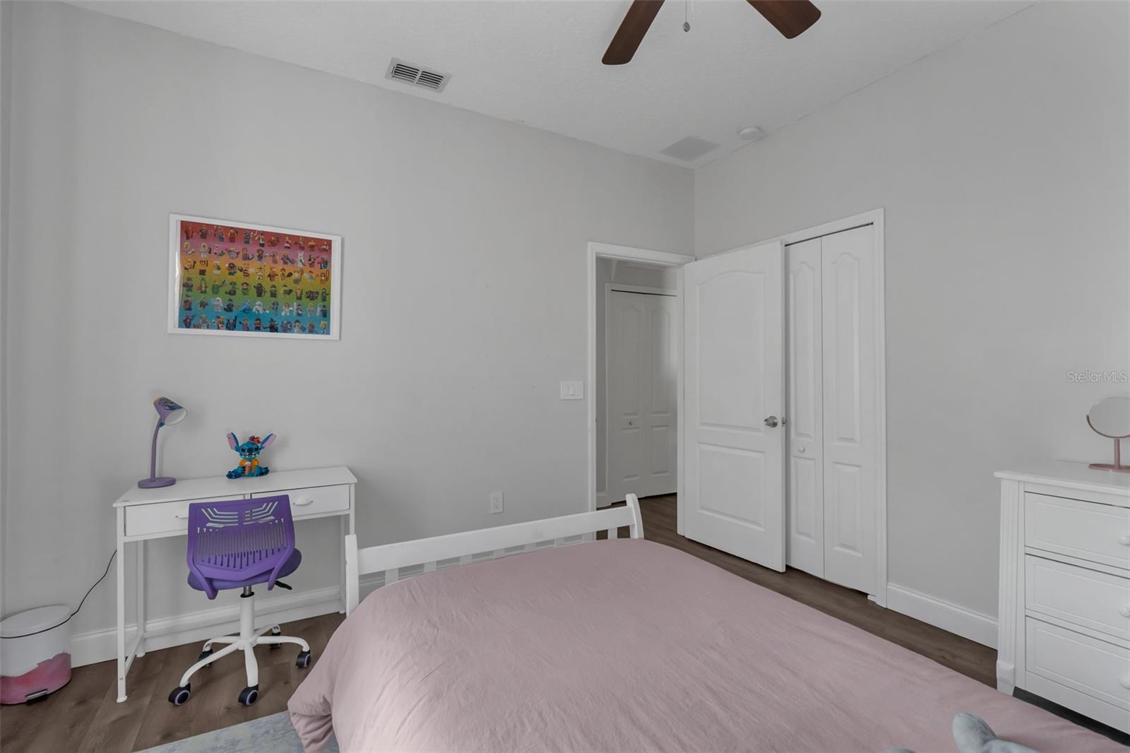 Image 25 of 53 For 10023 Shadow Creek Drive