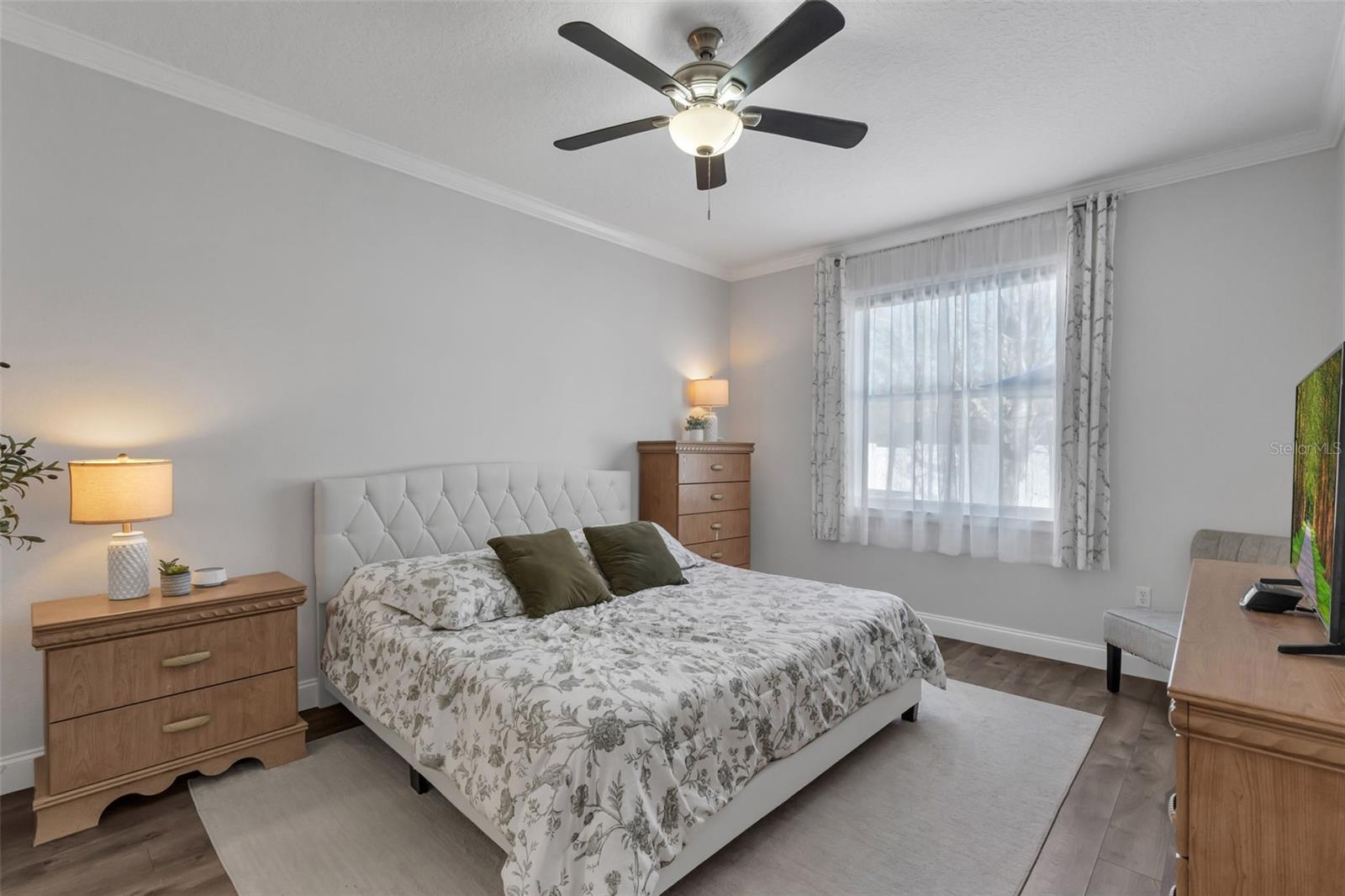 Image 28 of 53 For 10023 Shadow Creek Drive