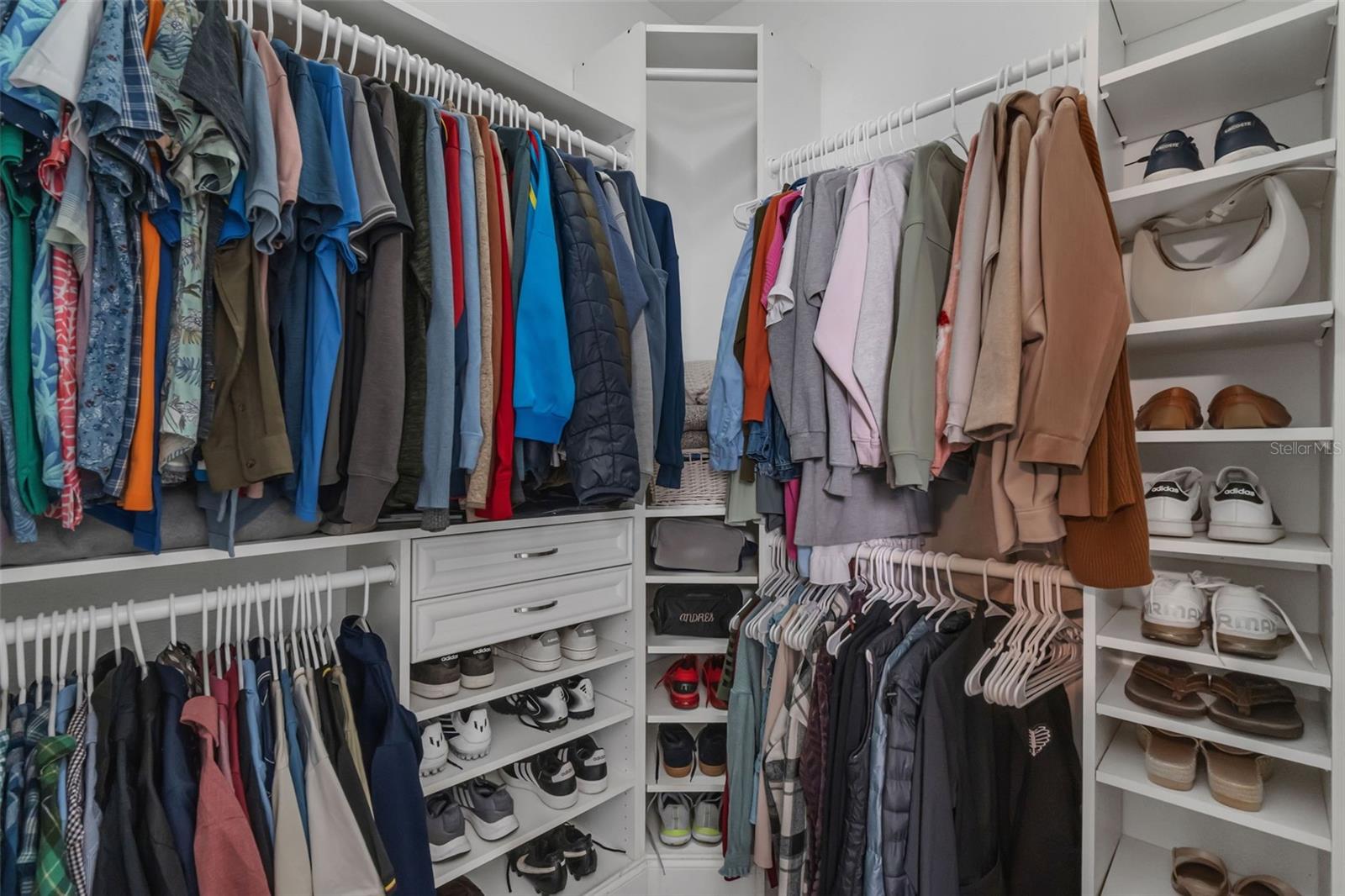 Image 35 of 53 For 10023 Shadow Creek Drive