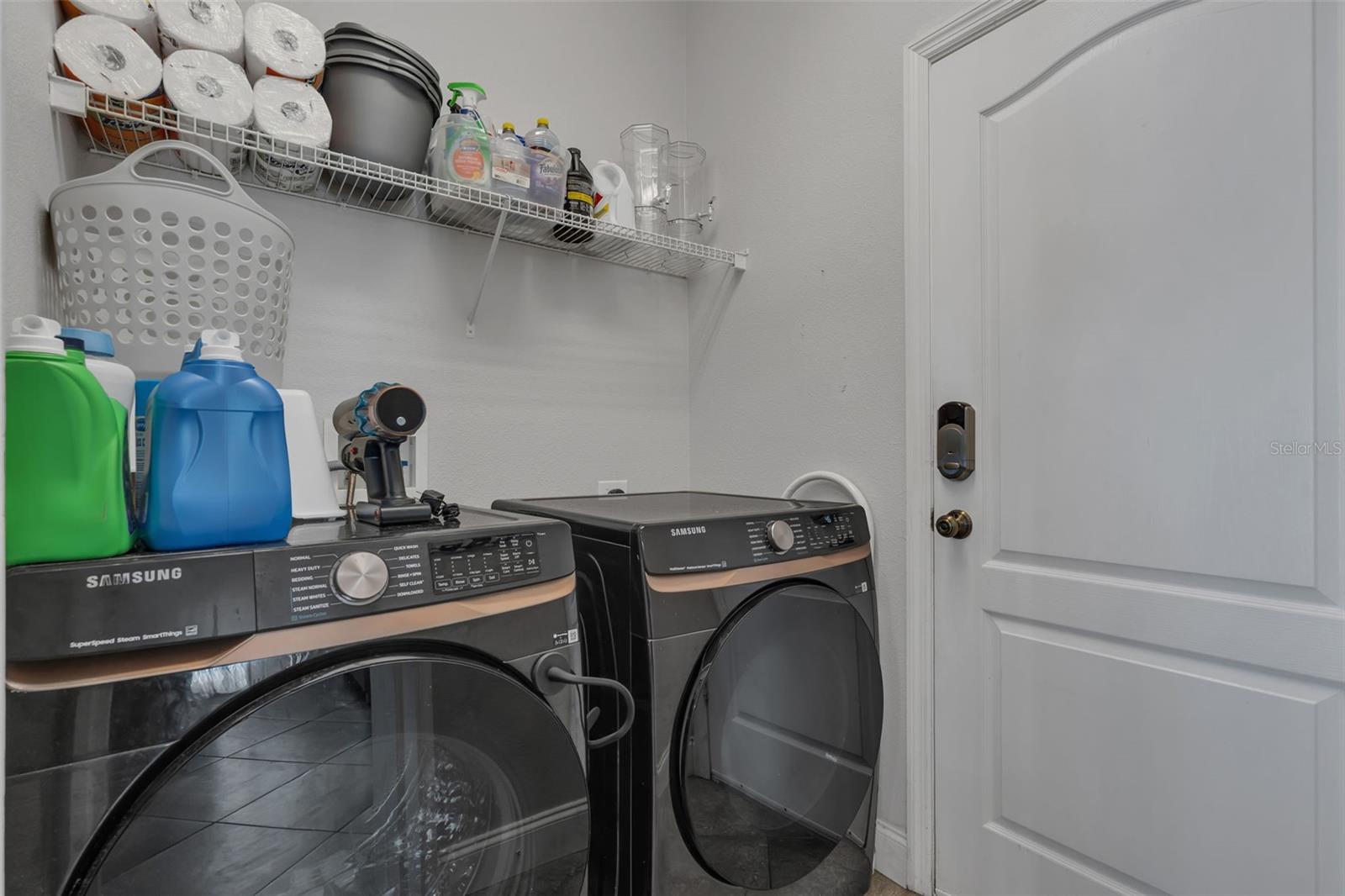 Image 36 of 53 For 10023 Shadow Creek Drive