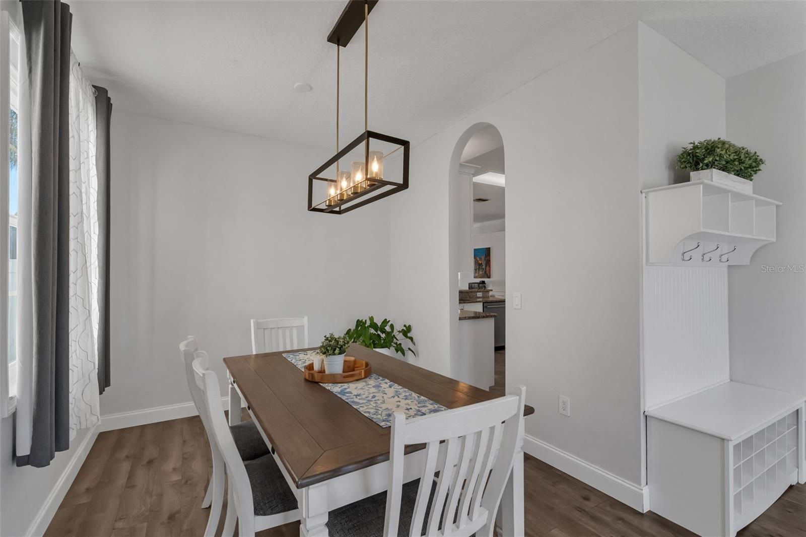 Image 9 of 53 For 10023 Shadow Creek Drive