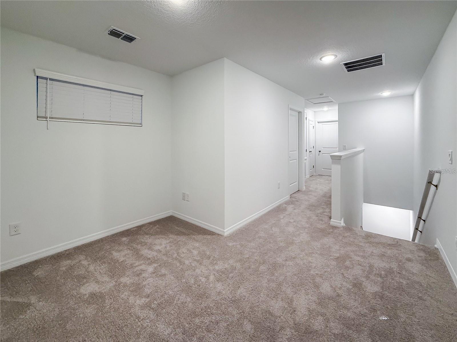 Image 9 of 20 For 15116 Windflower Aly