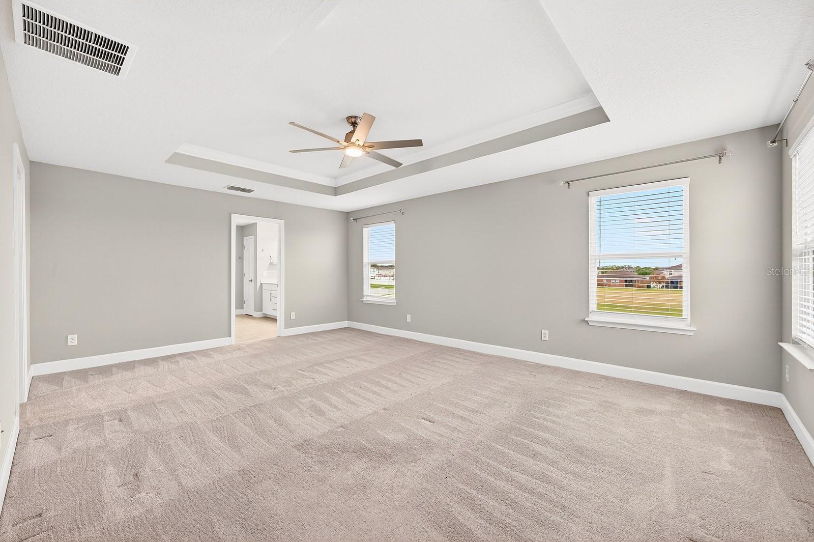 Listing photo id 38 for 3939 Clipstone Place