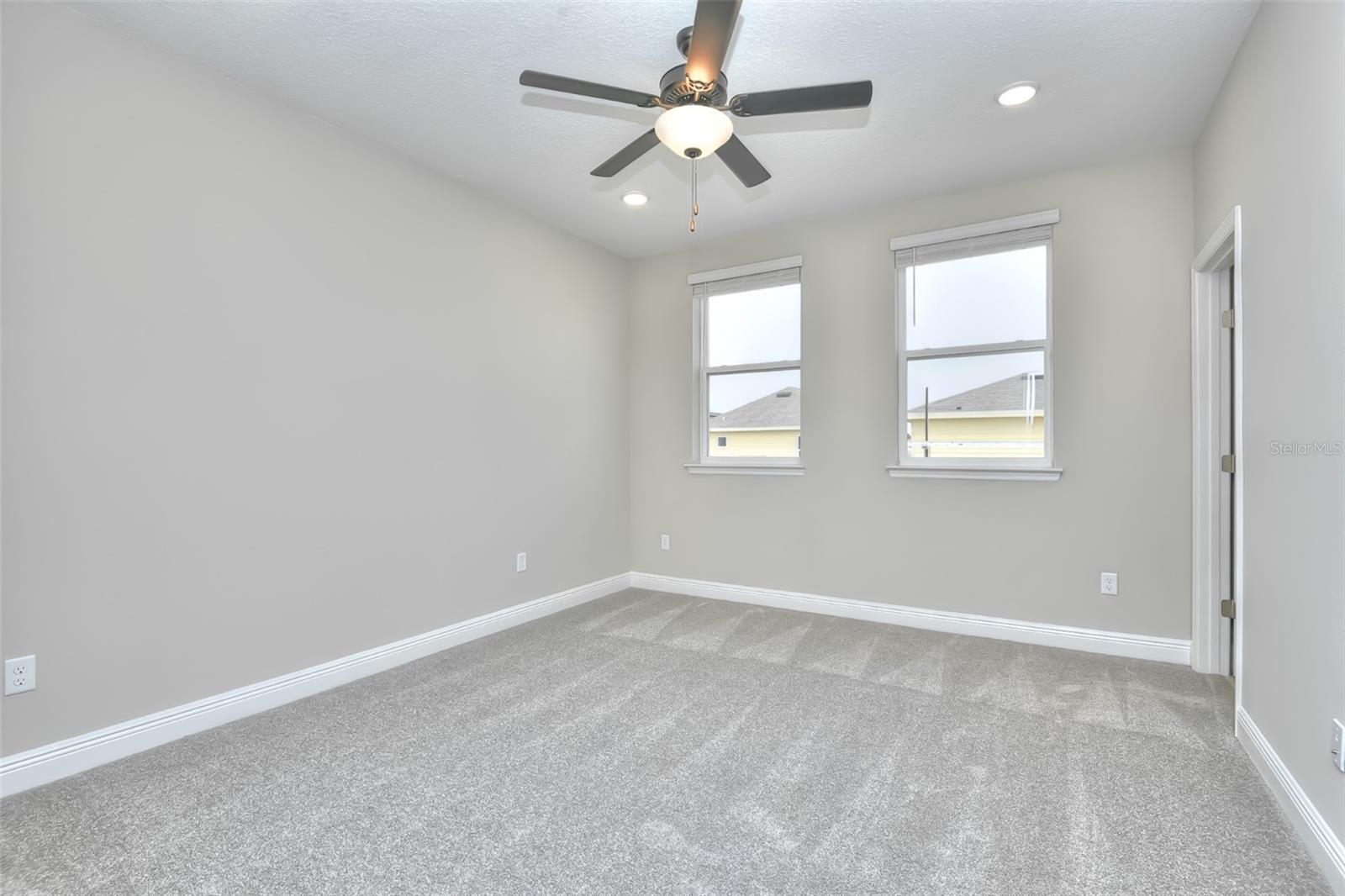 Image 11 of 28 For 2937 Voyager Avenue