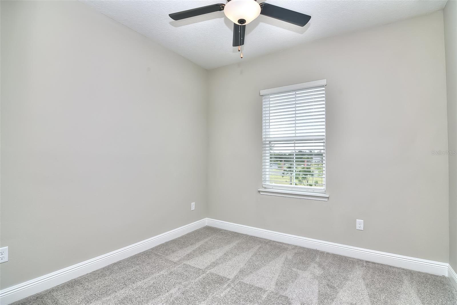 Image 17 of 28 For 2937 Voyager Avenue