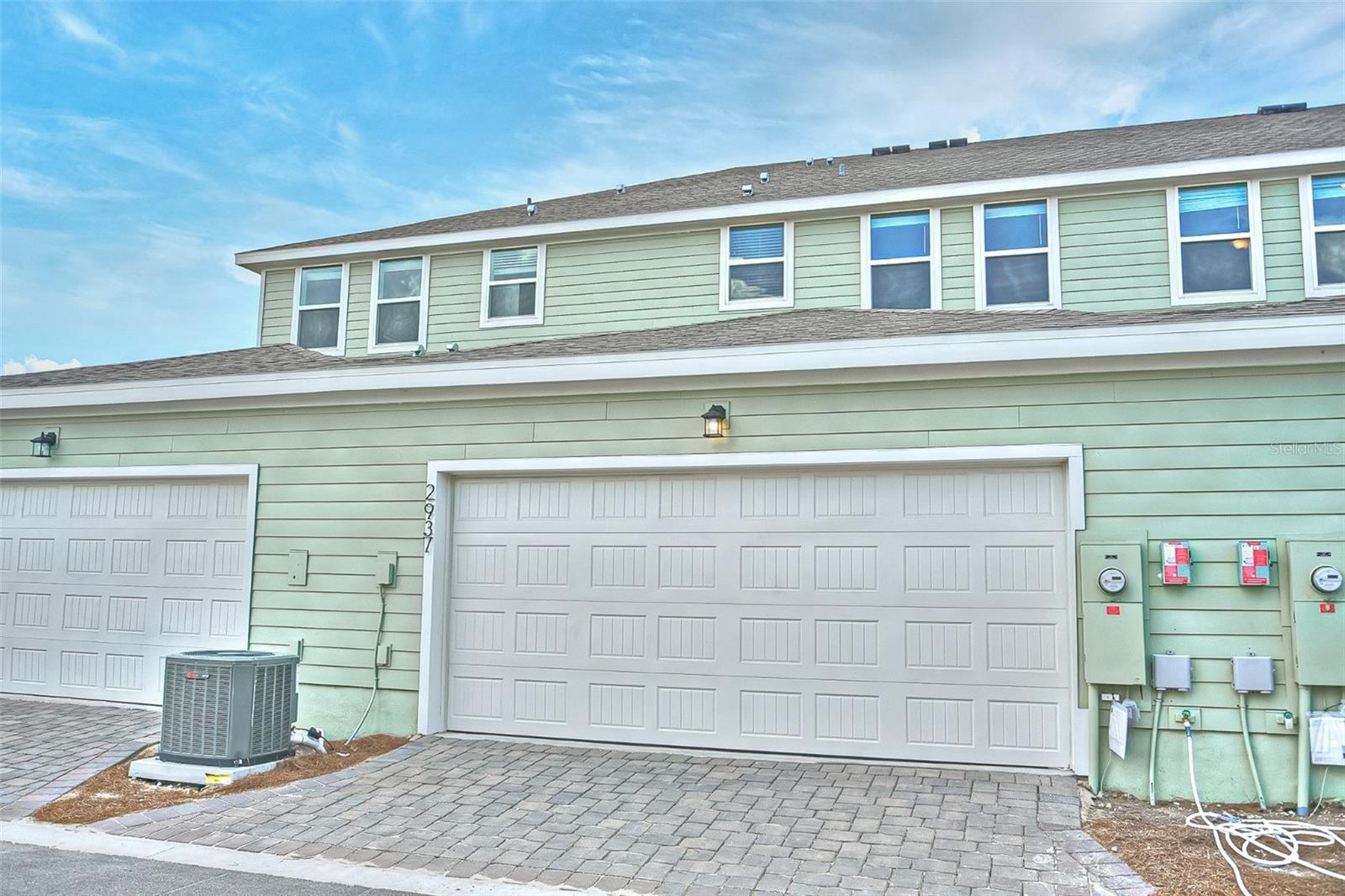 Image 22 of 28 For 2937 Voyager Avenue