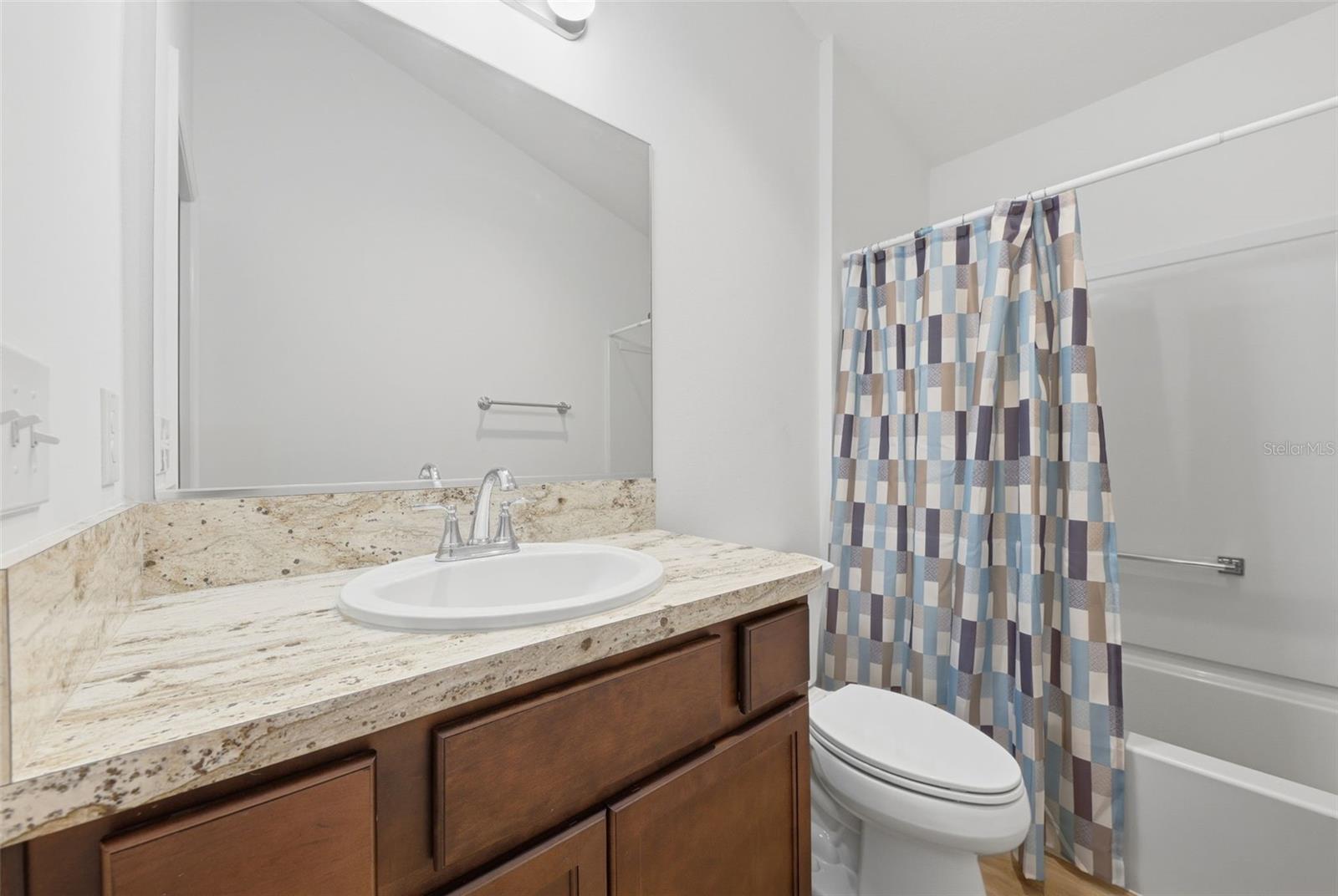 Image 15 of 25 For 2747 Dyson Loop