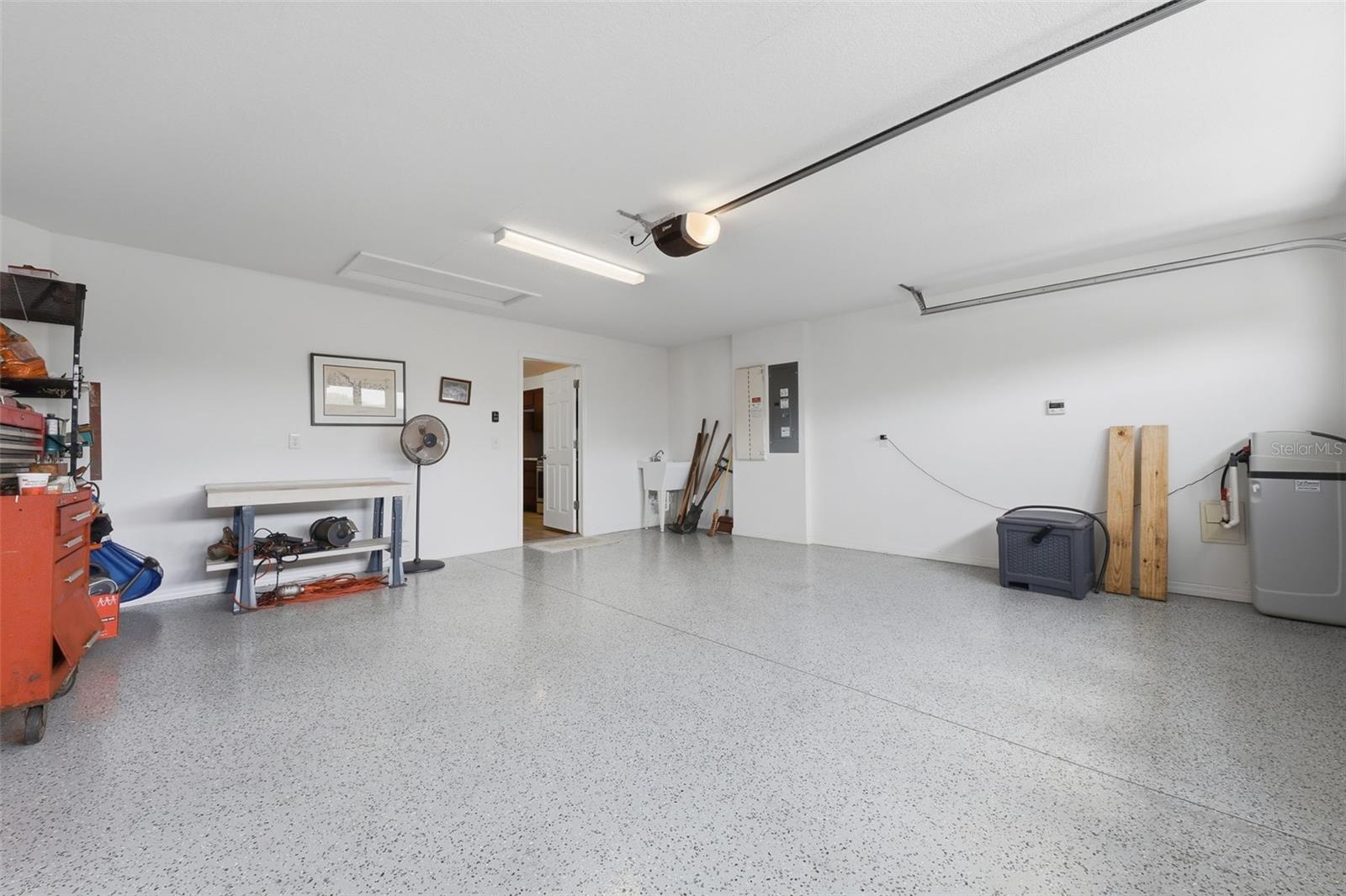 Image 23 of 25 For 2747 Dyson Loop