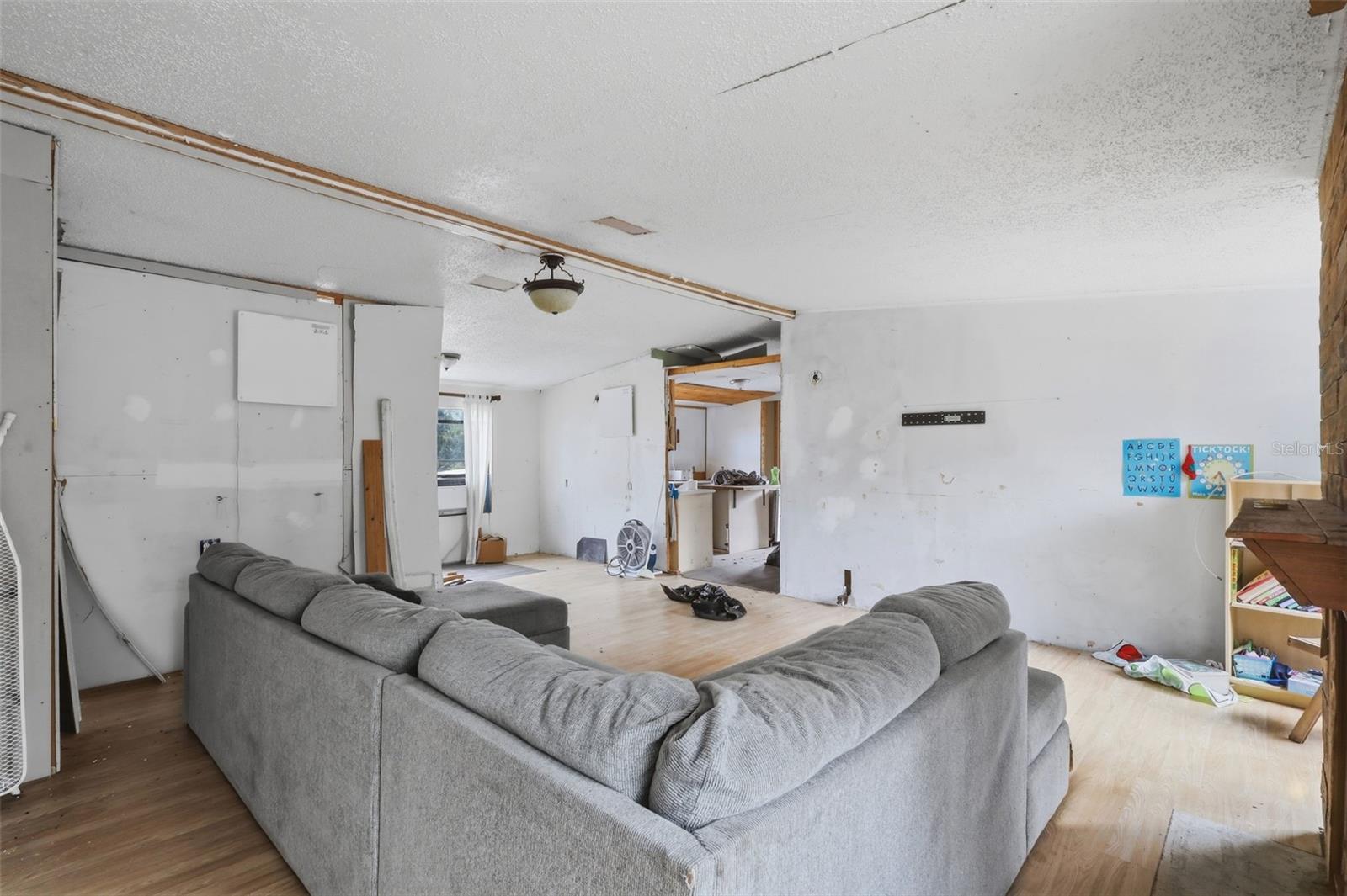 Image 11 of 26 For 36301 Peak Street