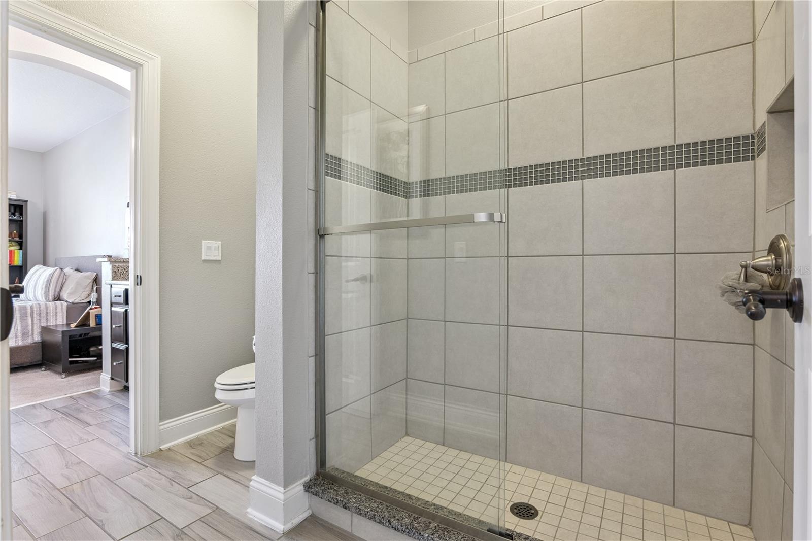 Image 36 of 64 For 352 Moonbeam Loop