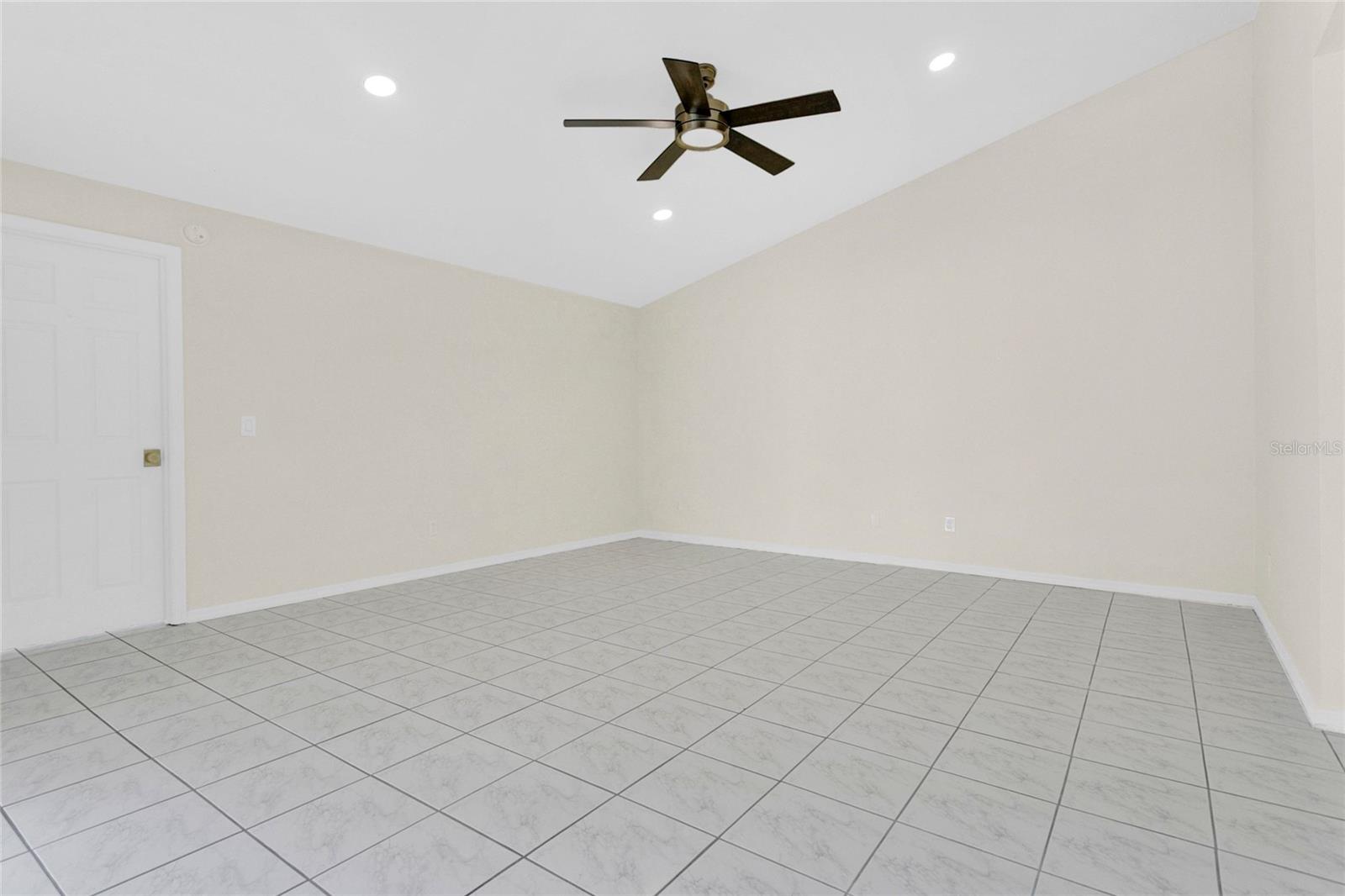 Image 24 of 33 For 8102 Ibiza Court