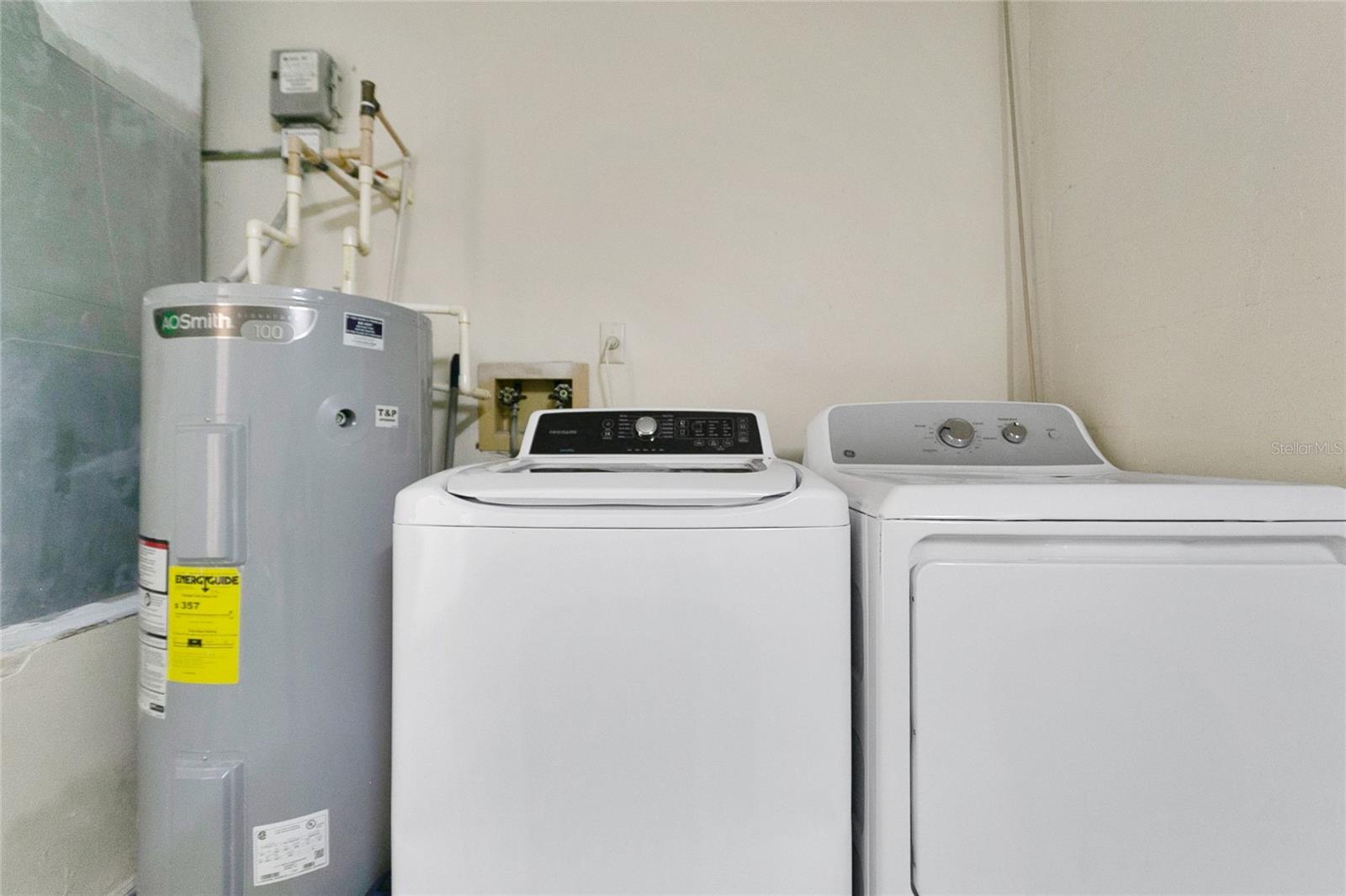 Image 25 of 33 For 8102 Ibiza Court