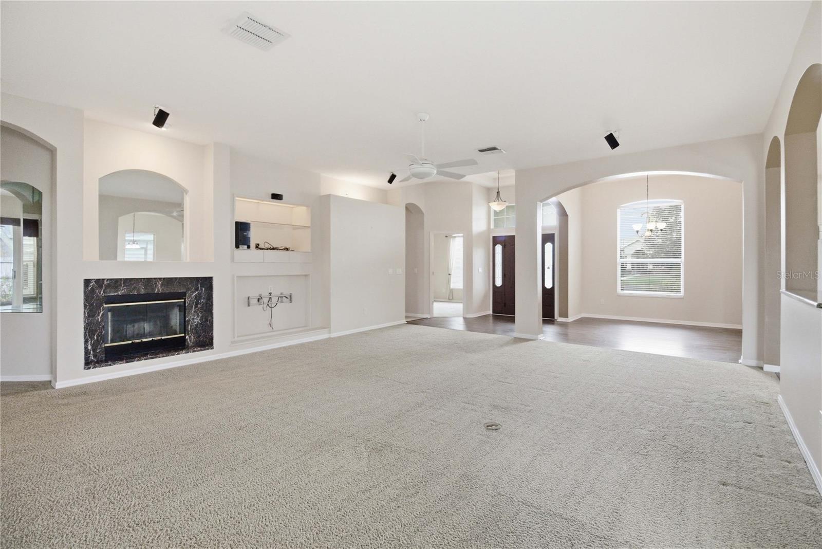 Image 11 of 67 For 4202 Belle Grove Court