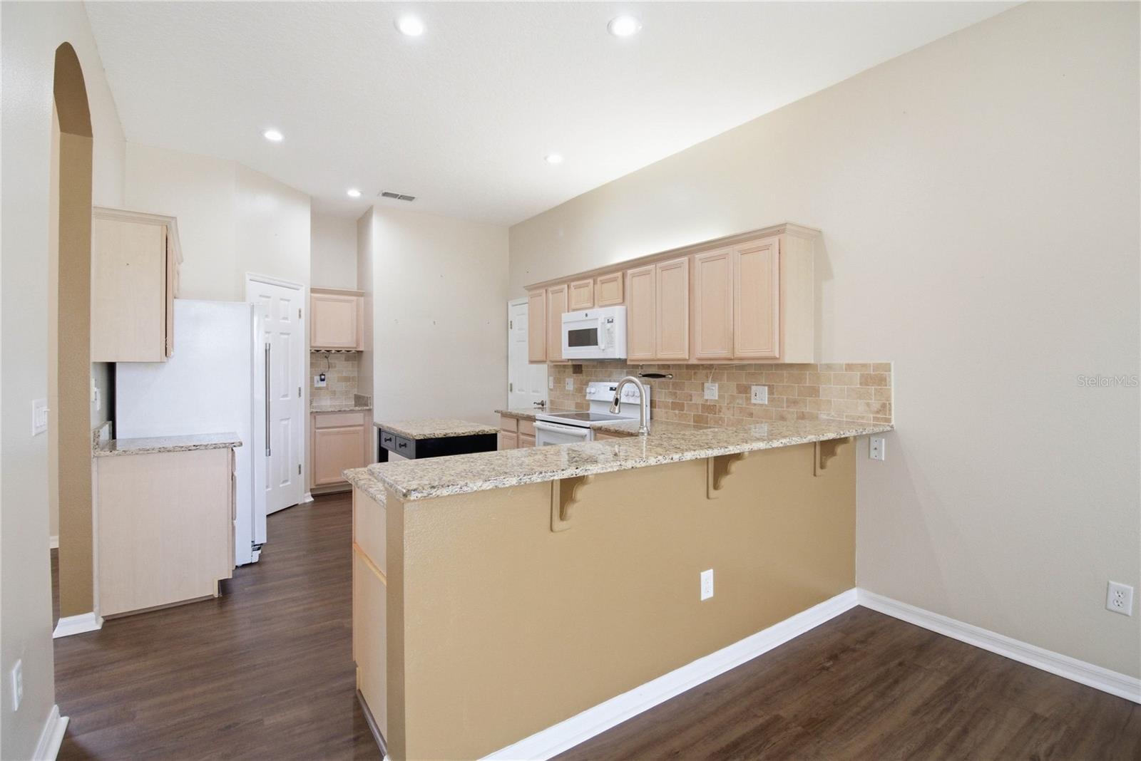 Image 17 of 67 For 4202 Belle Grove Court