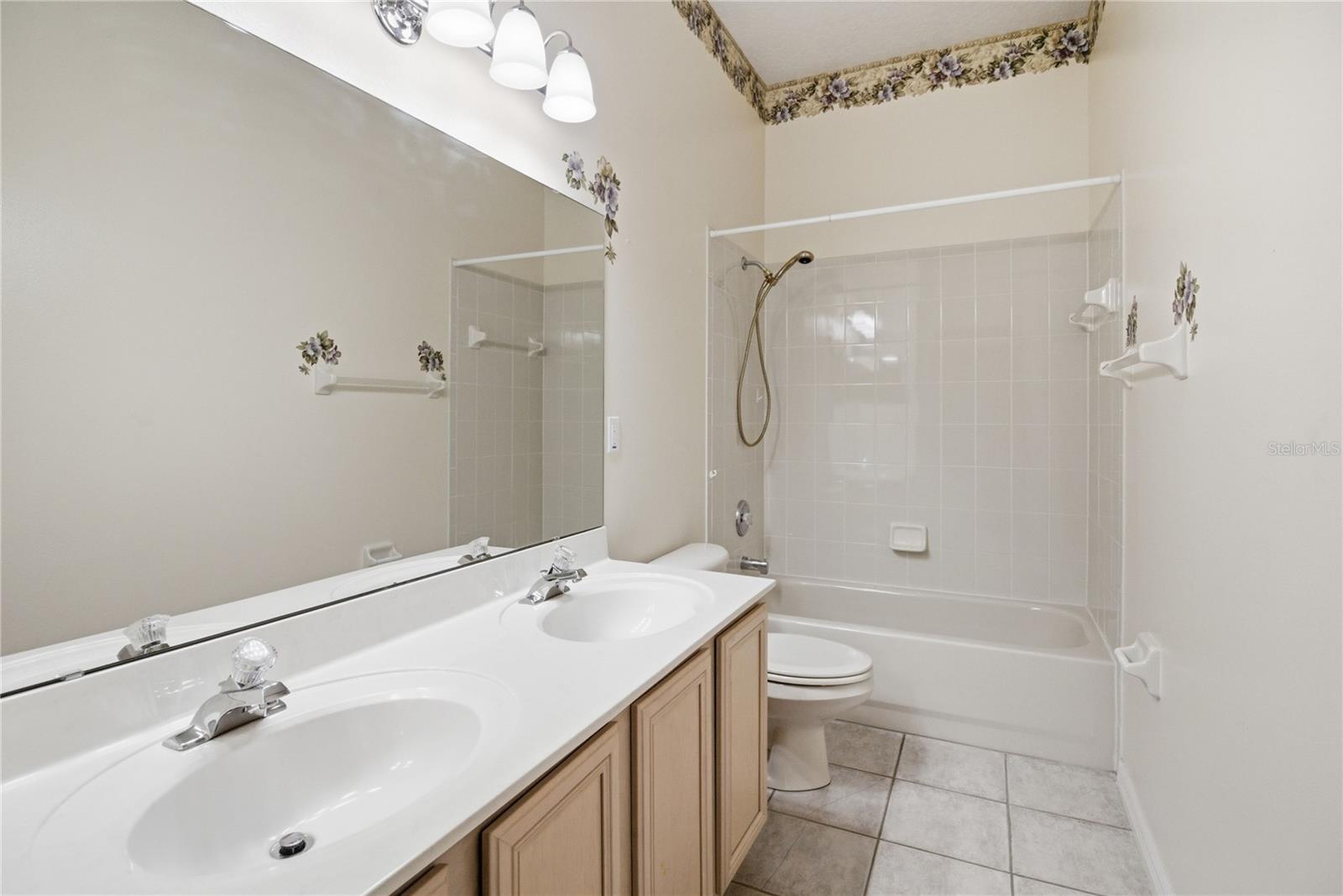 Image 39 of 67 For 4202 Belle Grove Court