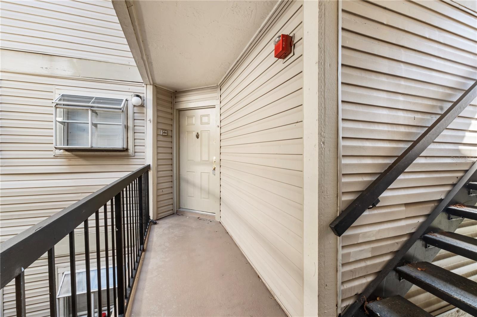 Image 2 of 11 For 1964 Lake Atriums Circle 160