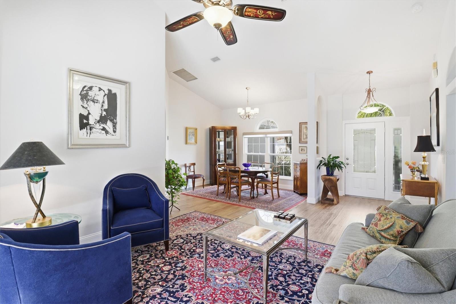 Image 11 of 45 For 840 Woodbine Drive