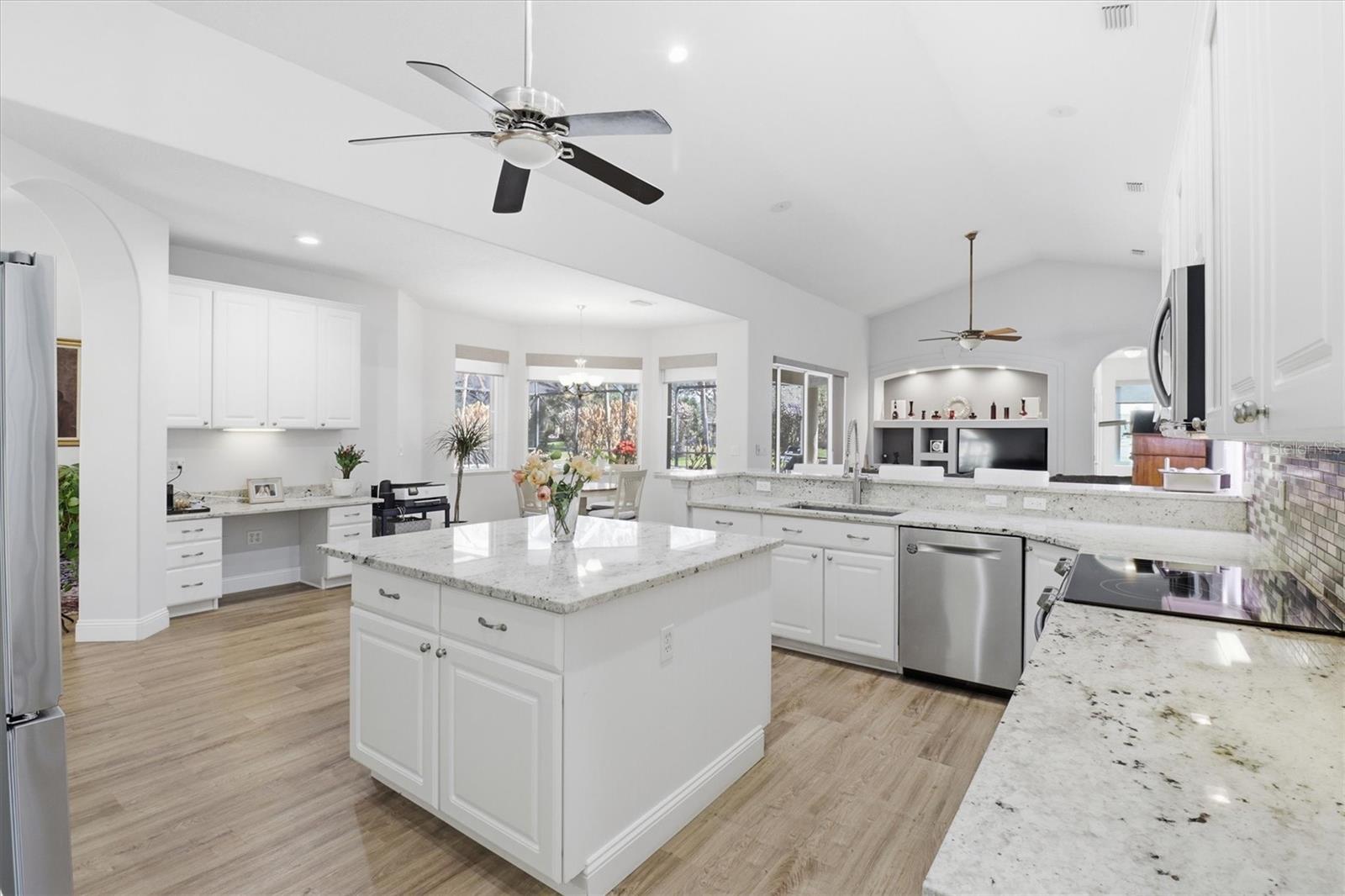 Image 16 of 45 For 840 Woodbine Drive