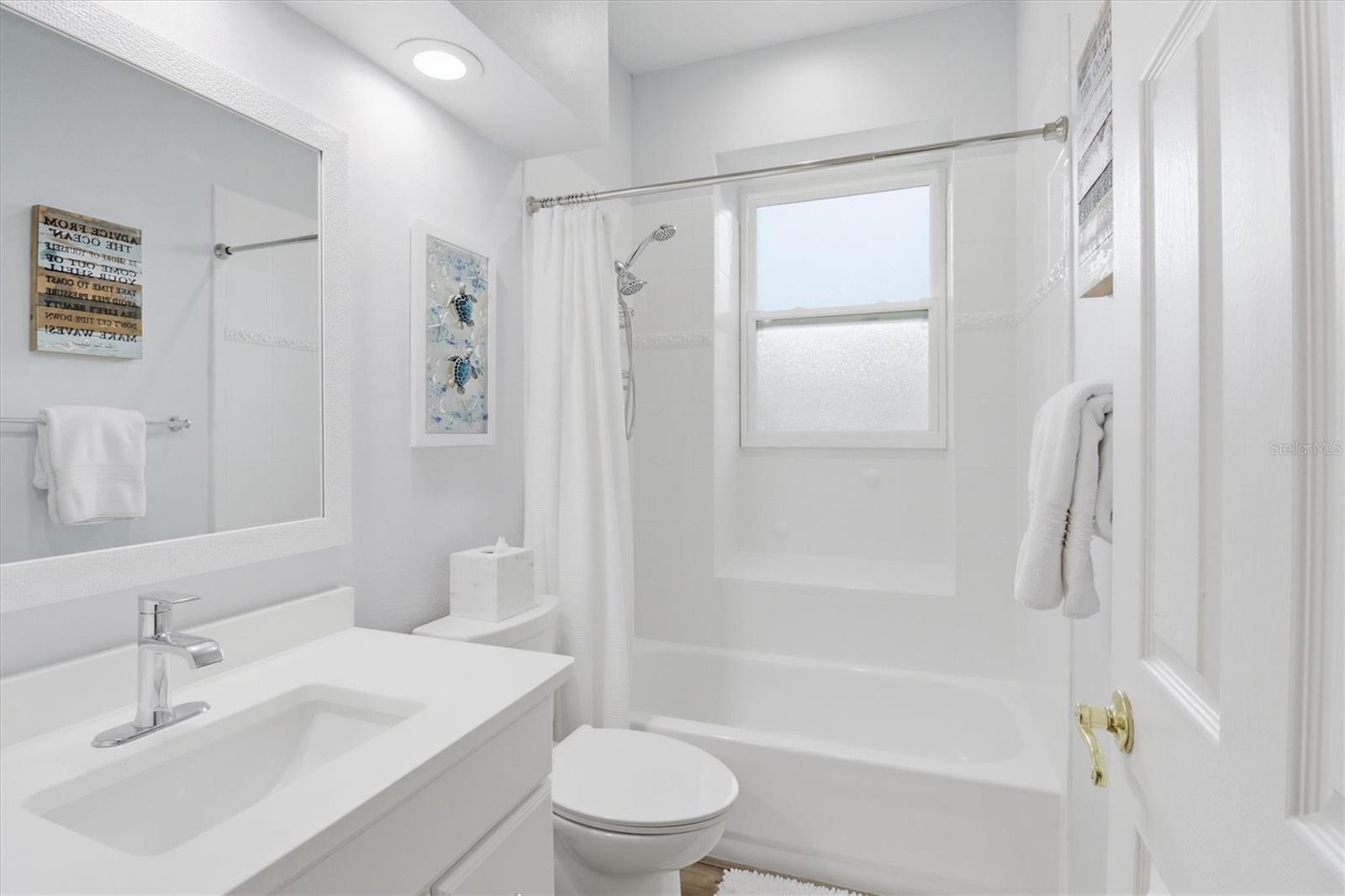 Image 35 of 45 For 840 Woodbine Drive