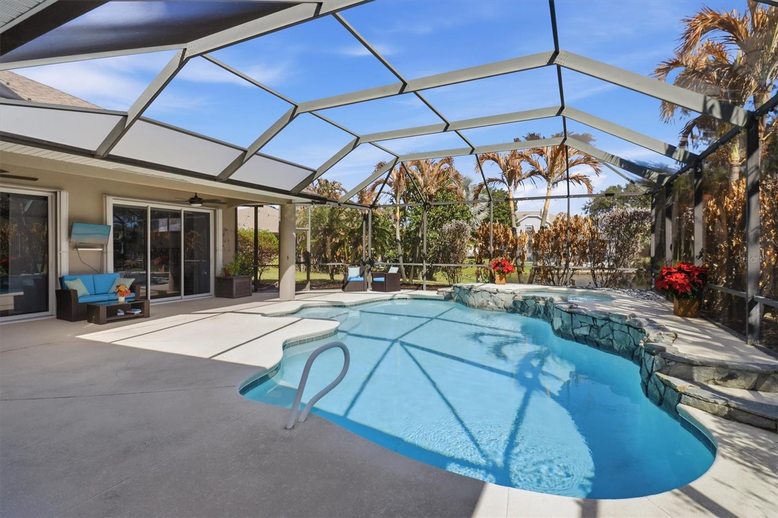 Image 38 of 45 For 840 Woodbine Drive