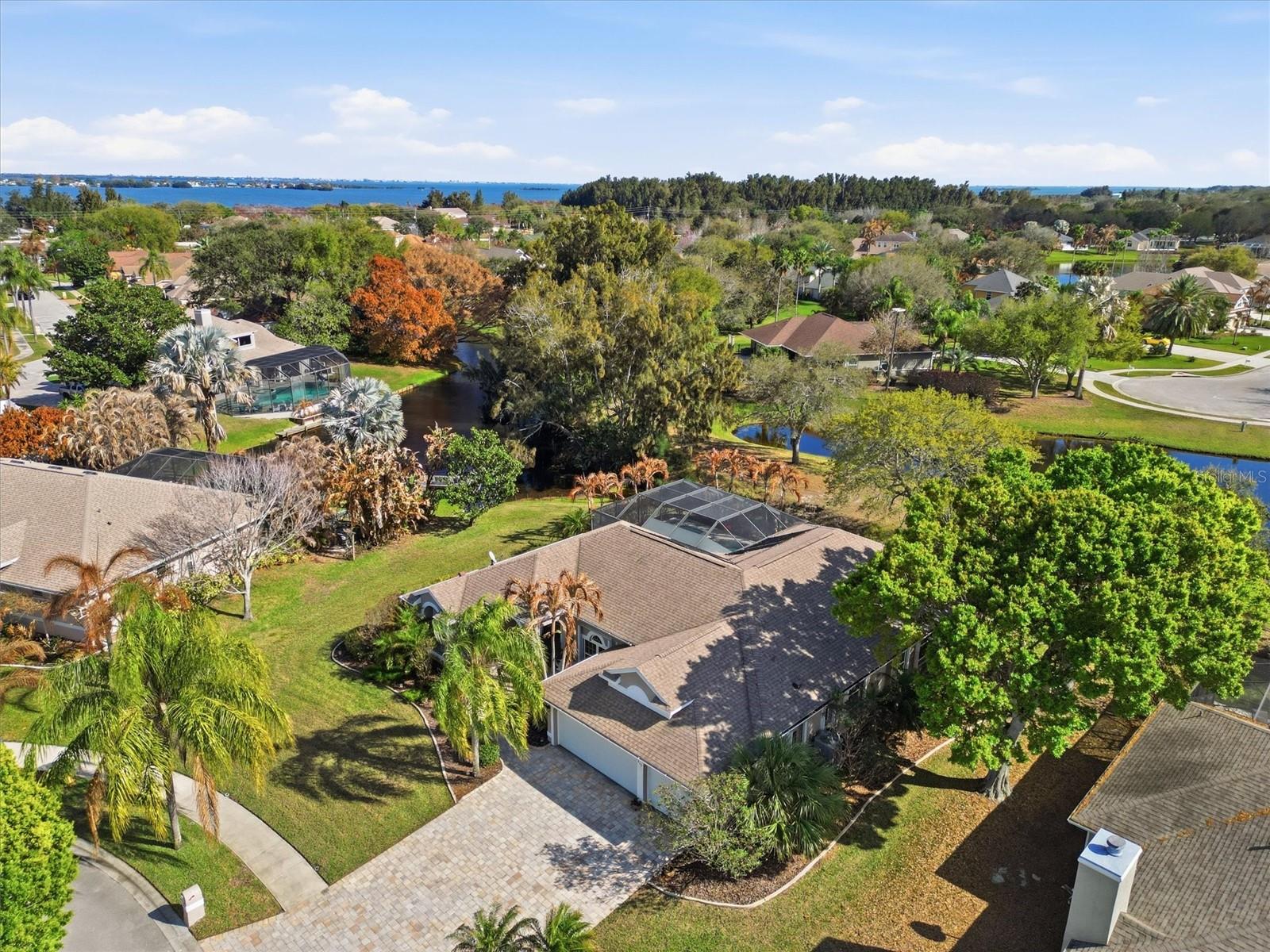 Image 6 of 45 For 840 Woodbine Drive